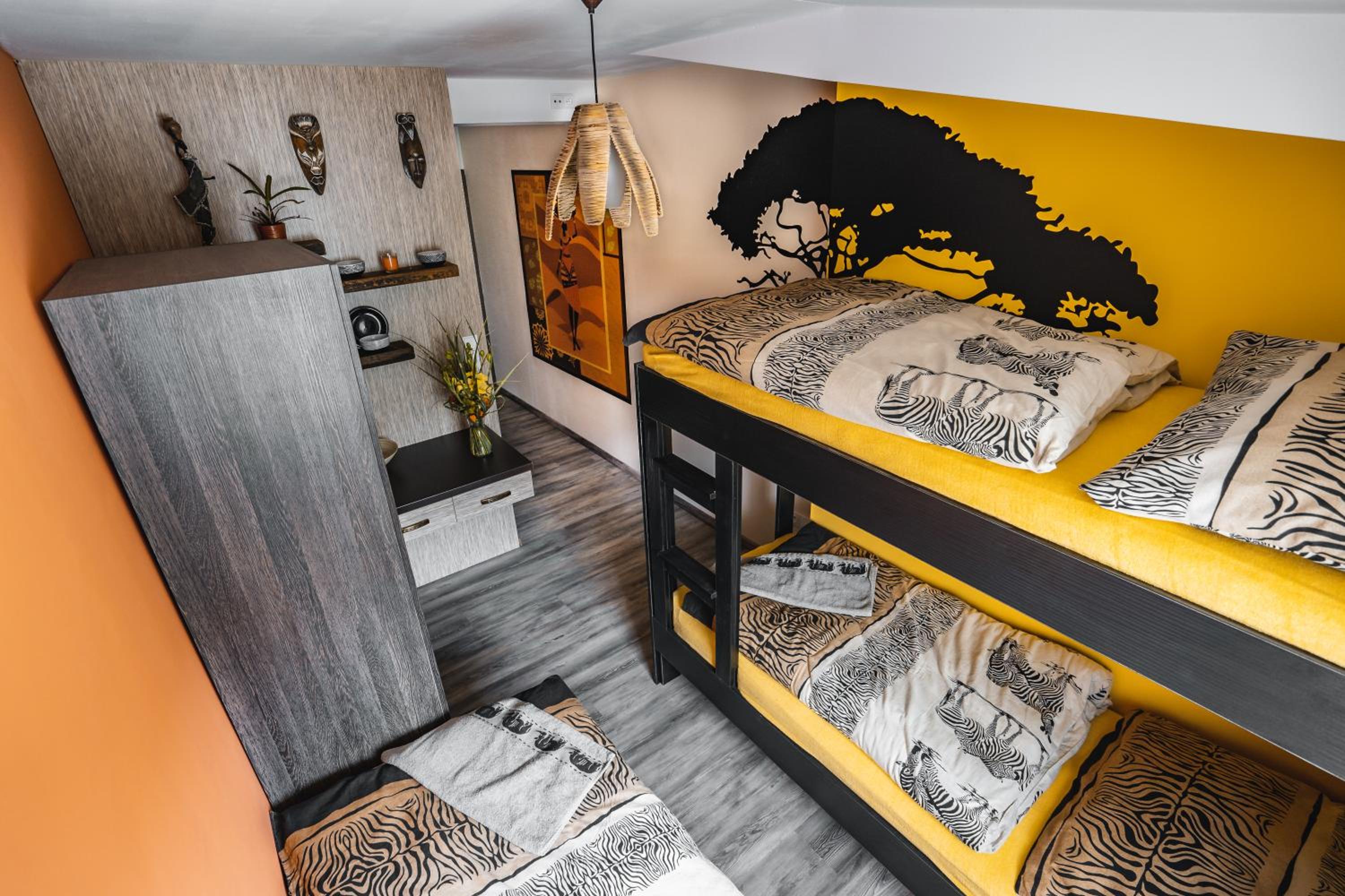 Small Twin Room photo 2