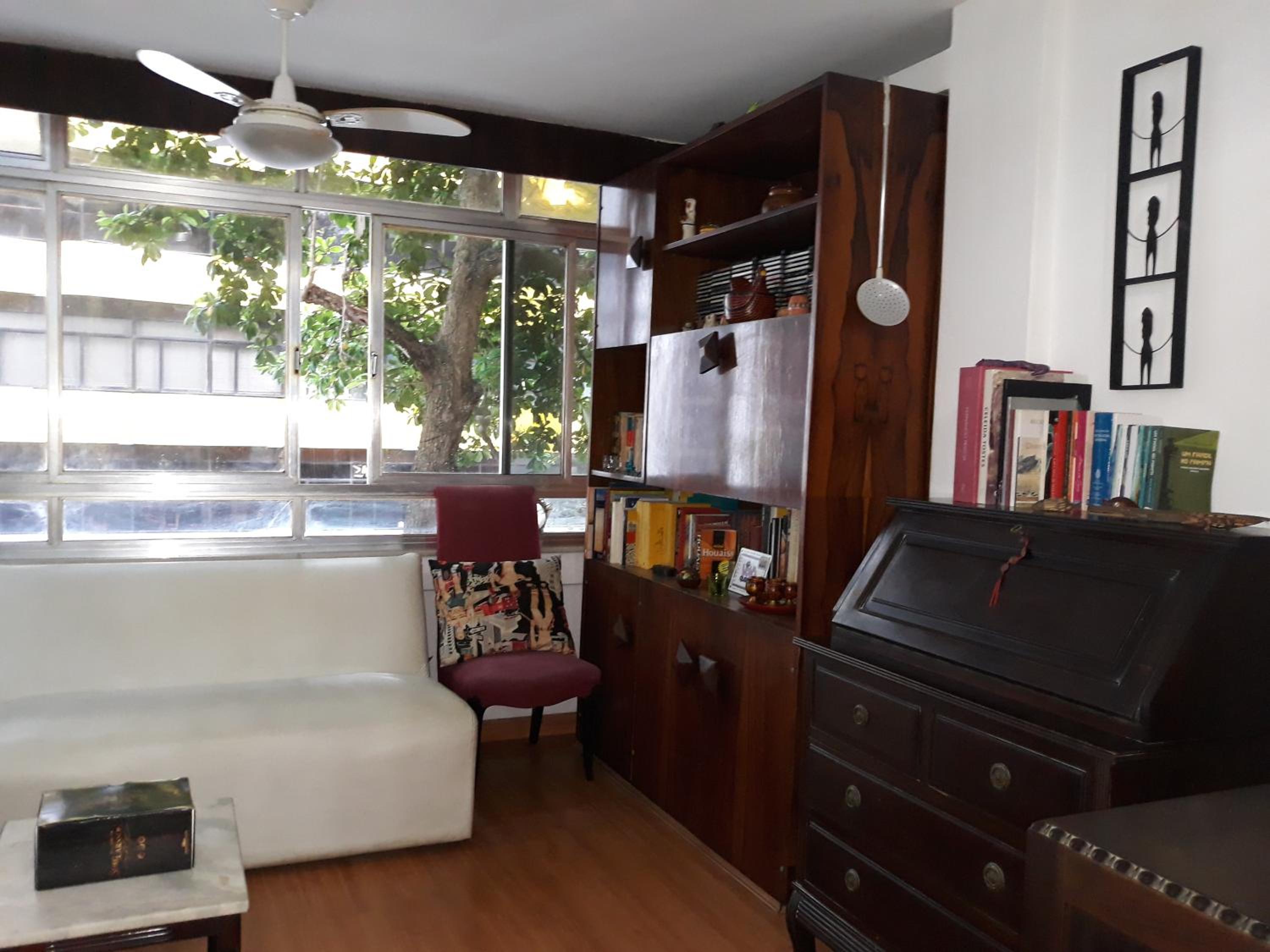 Three-Bedroom Apartment - Photo 11