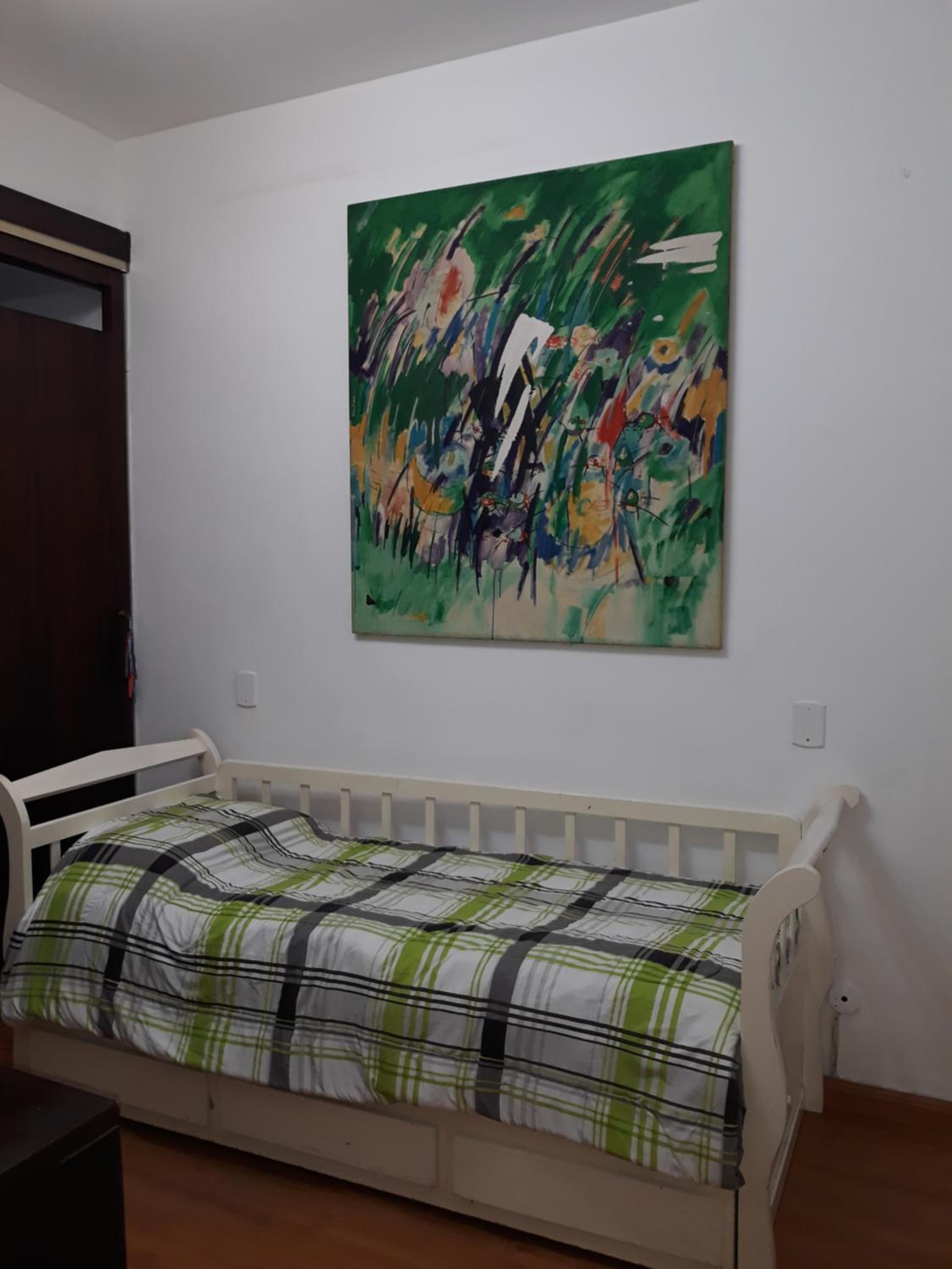 Three-Bedroom Apartment - Photo 10