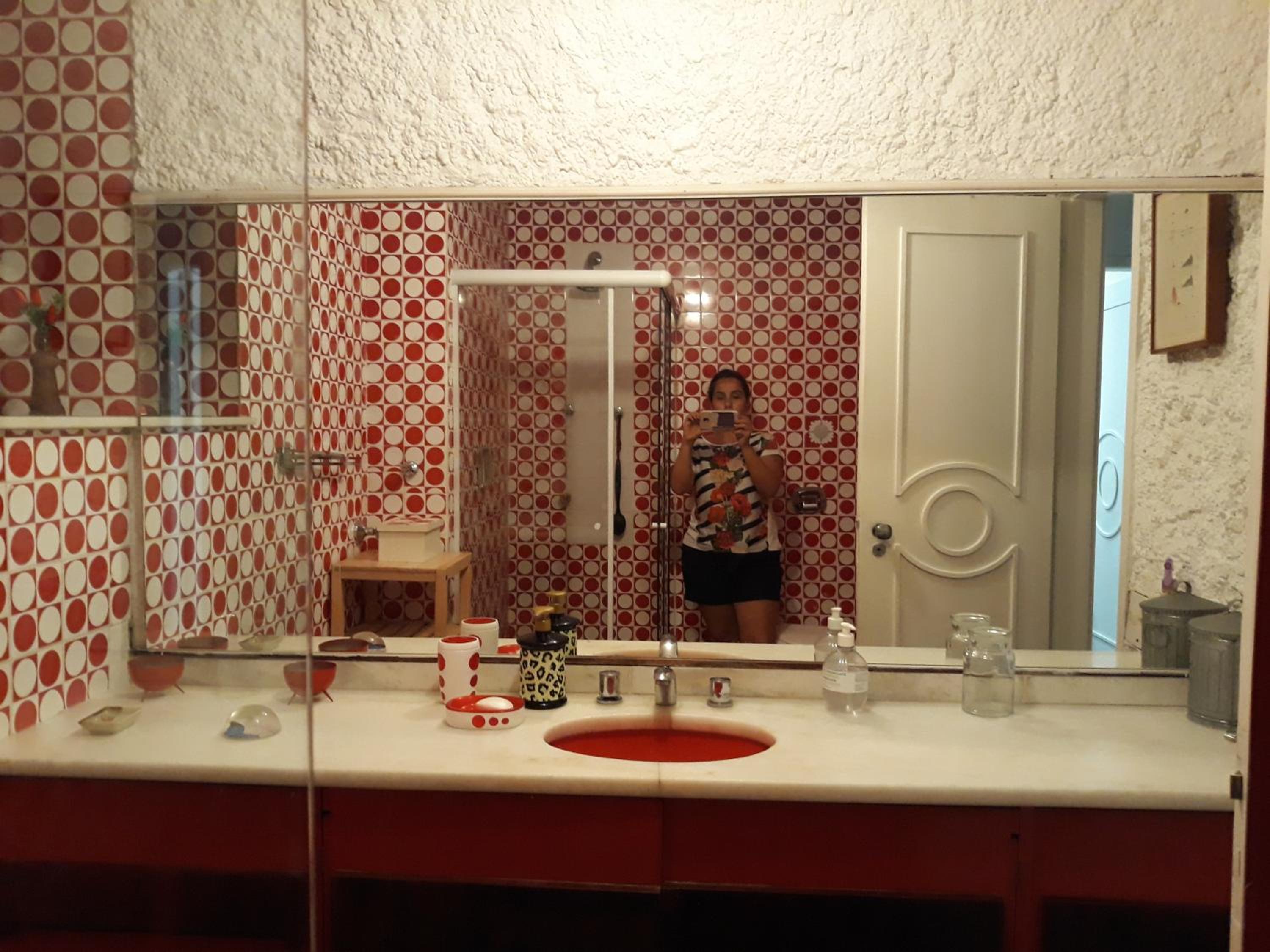 Three-Bedroom Apartment - Photo 8
