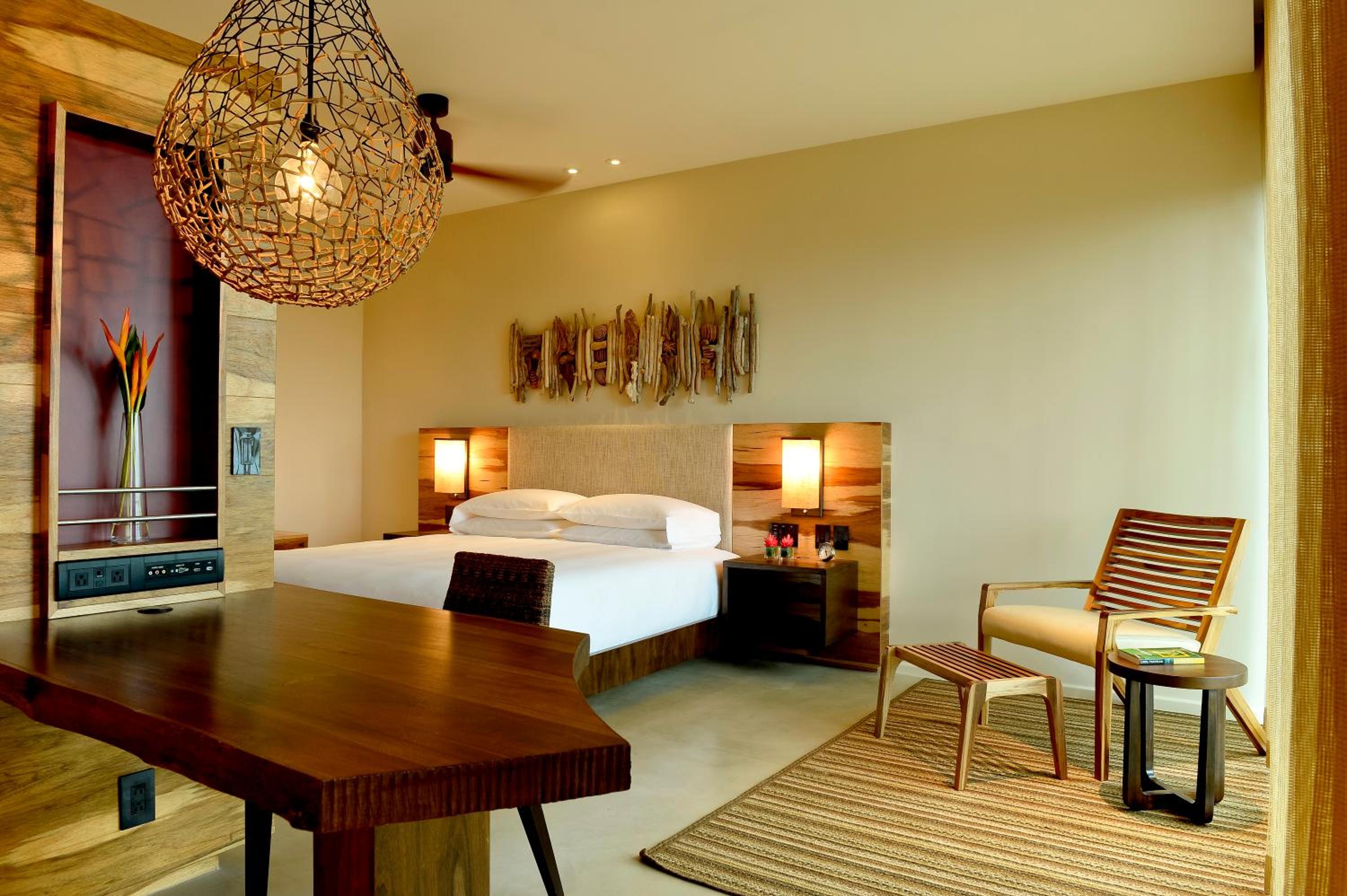 King Room with Forest