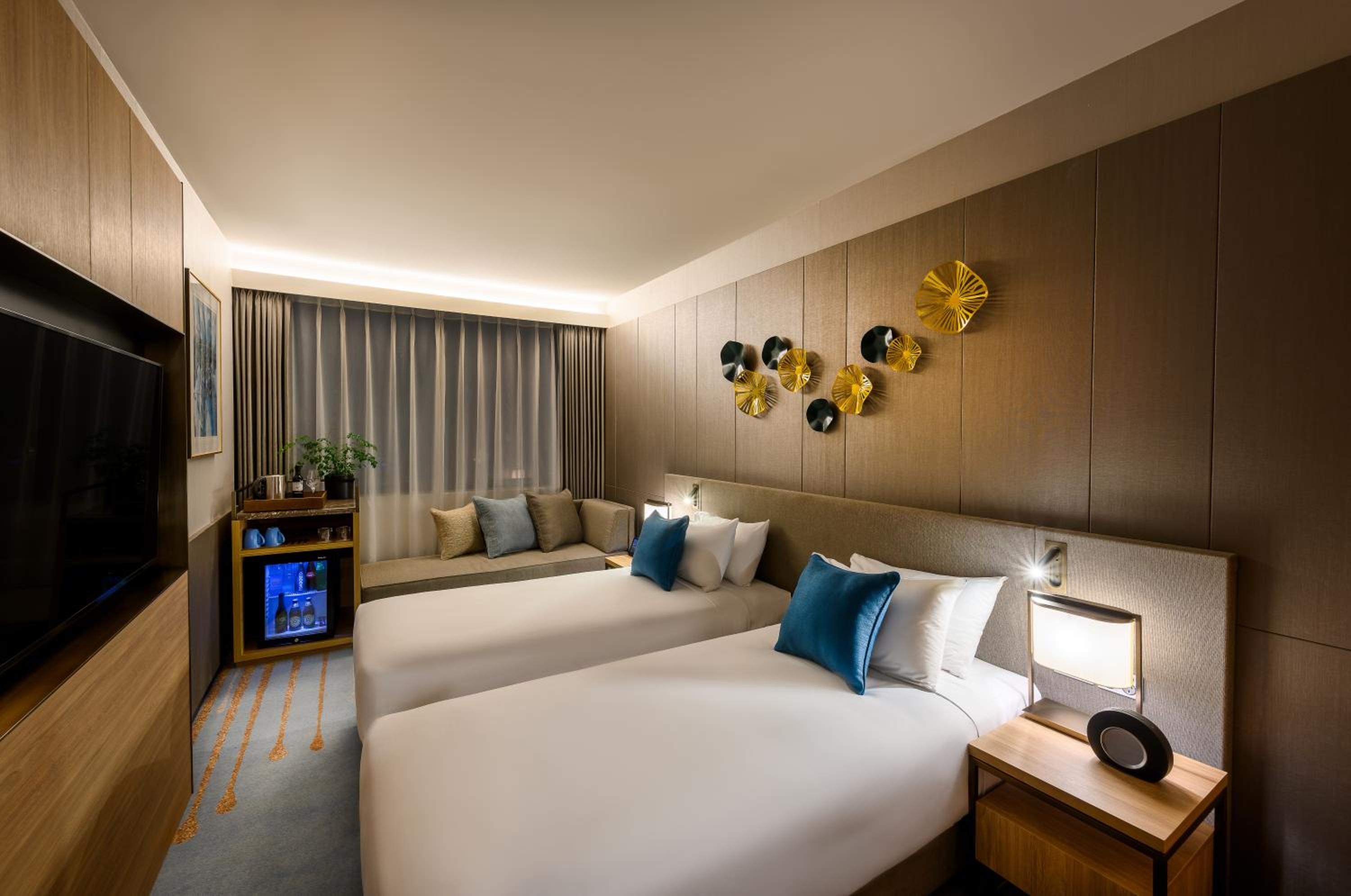 Superior Twin Rooms thumbnail 6