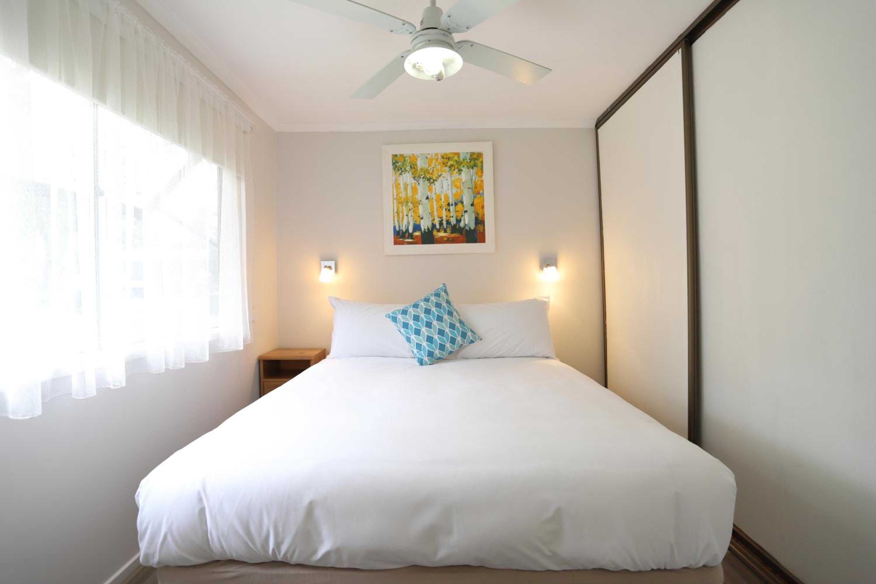 Family Cabin (Sleeps 5) - Photo 4