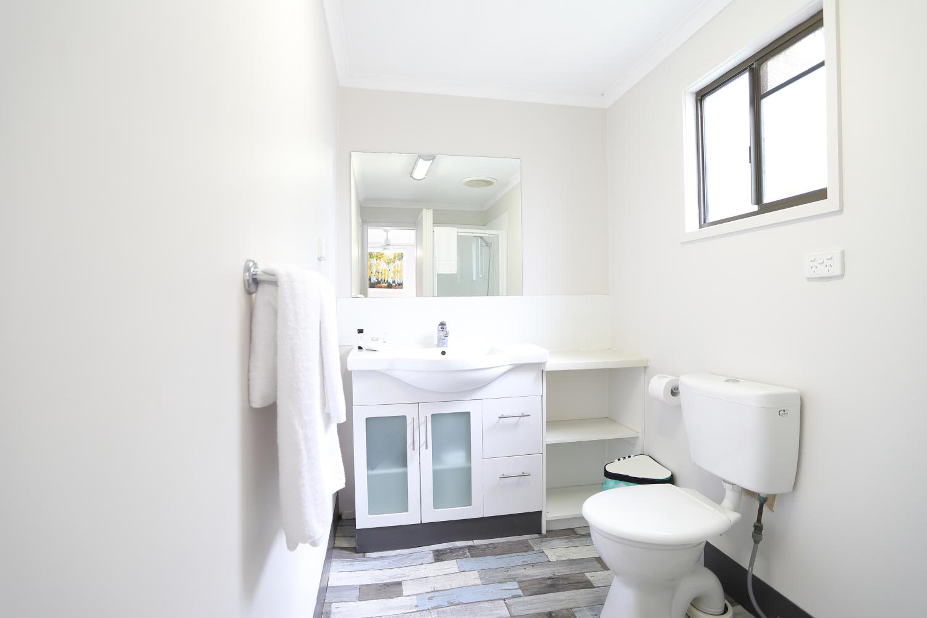 Family Cabin (Sleeps 5) - Photo 3