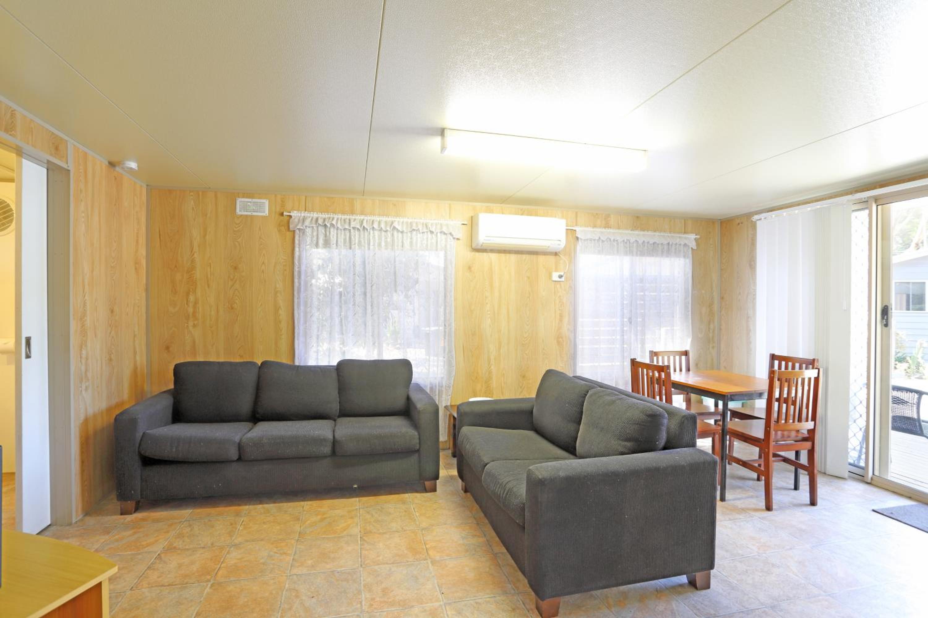 Standard Cabin (Sleeps 4) - Photo 5