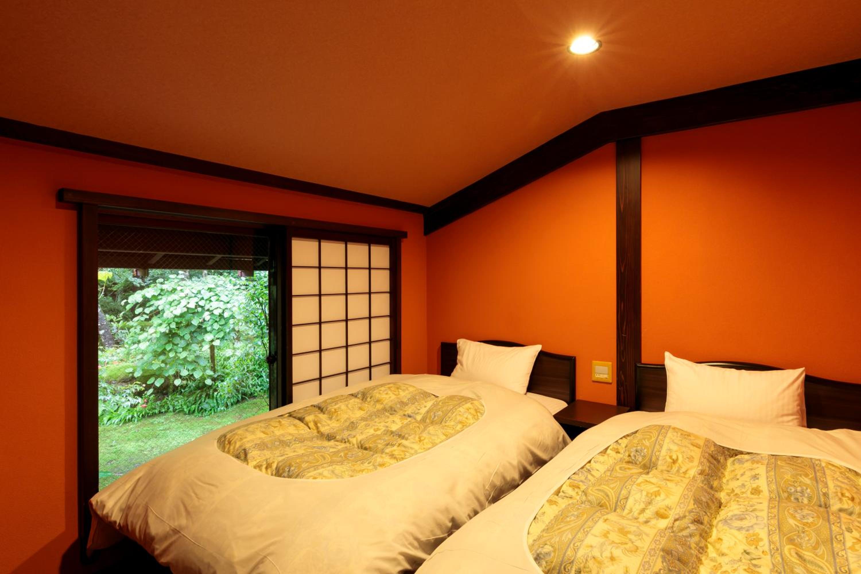 Room with Tatami Area and Fire Place