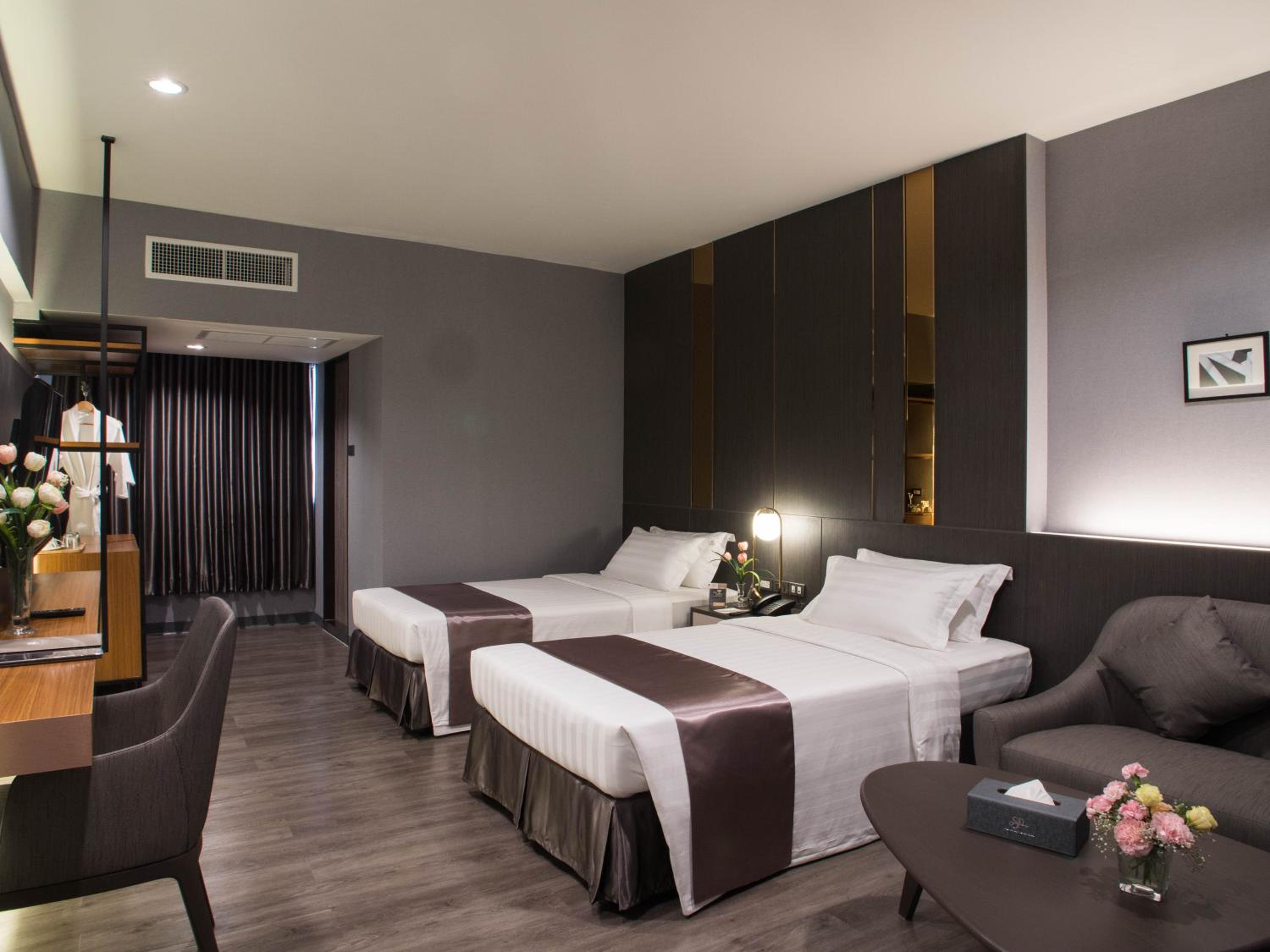 Deluxe Double or Twin Room photo 3