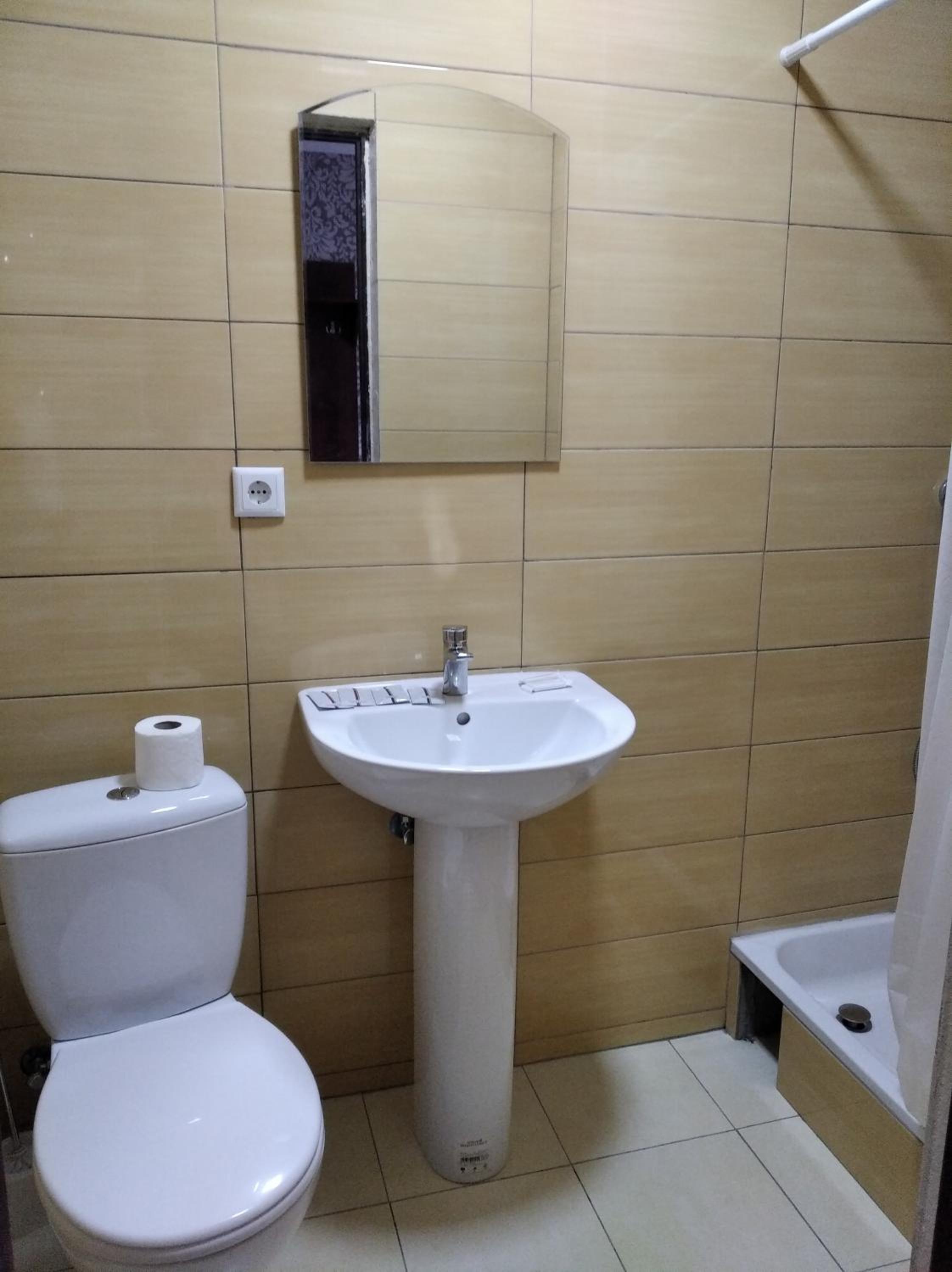 Budget Double Room photo 3
