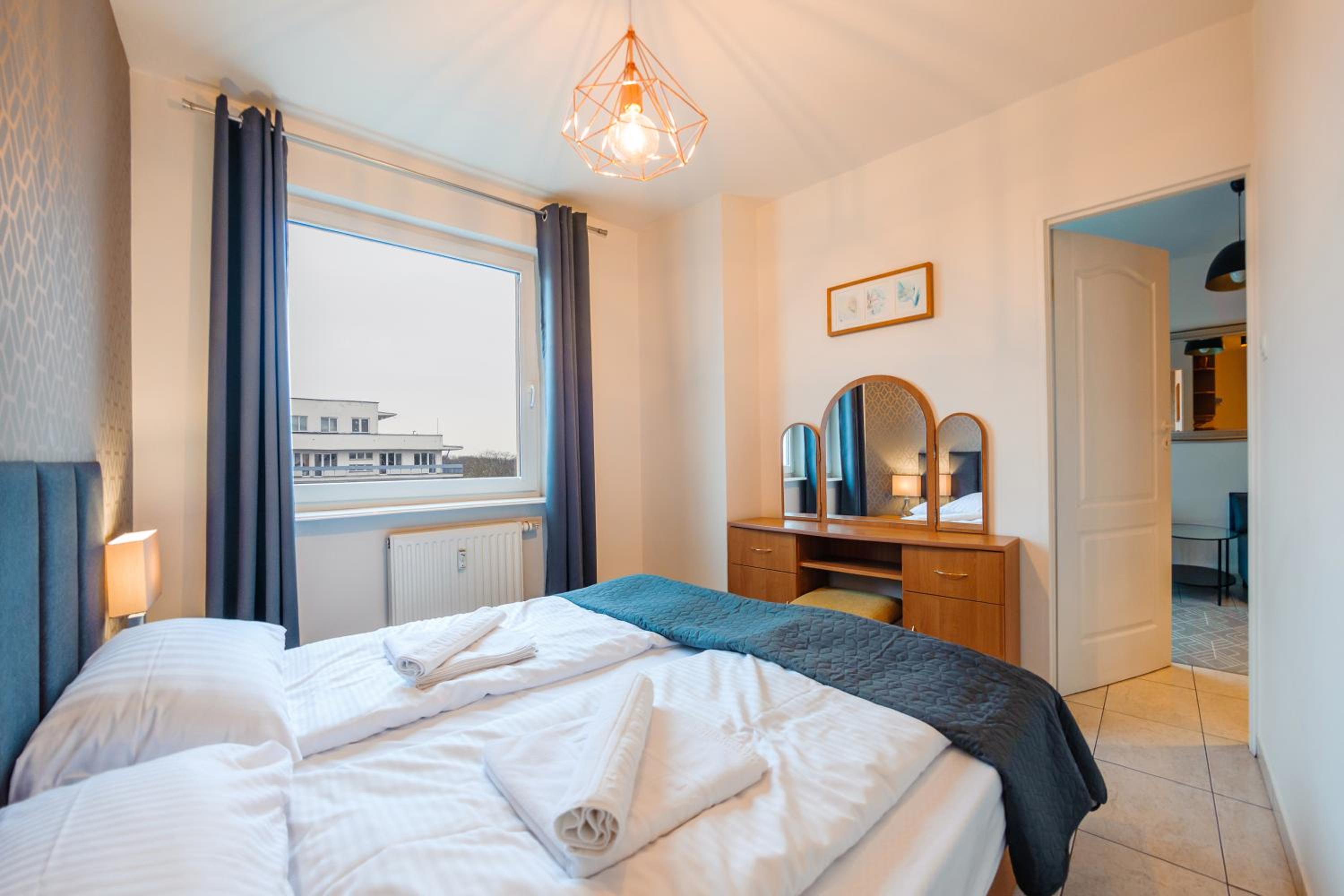 One-Bedroom Apartment - Photo 6