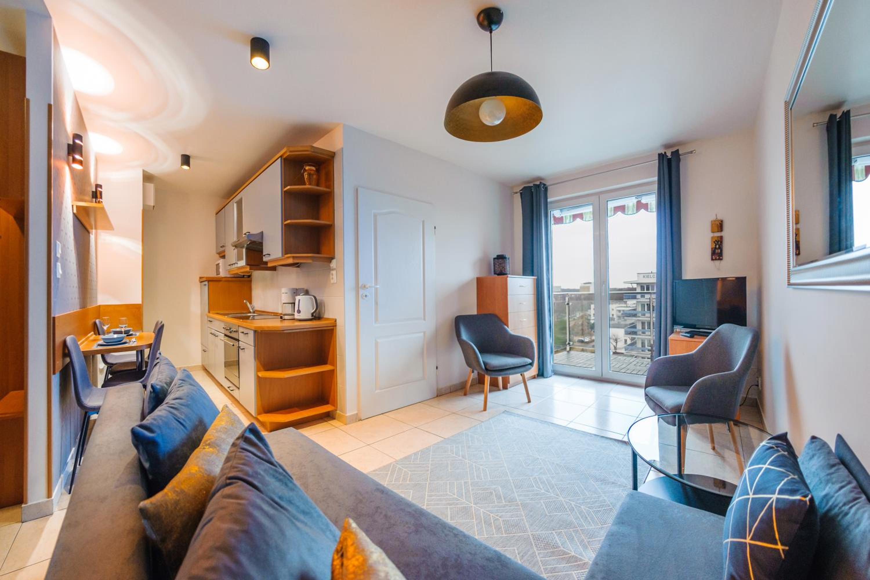One-Bedroom Apartment - Photo 4