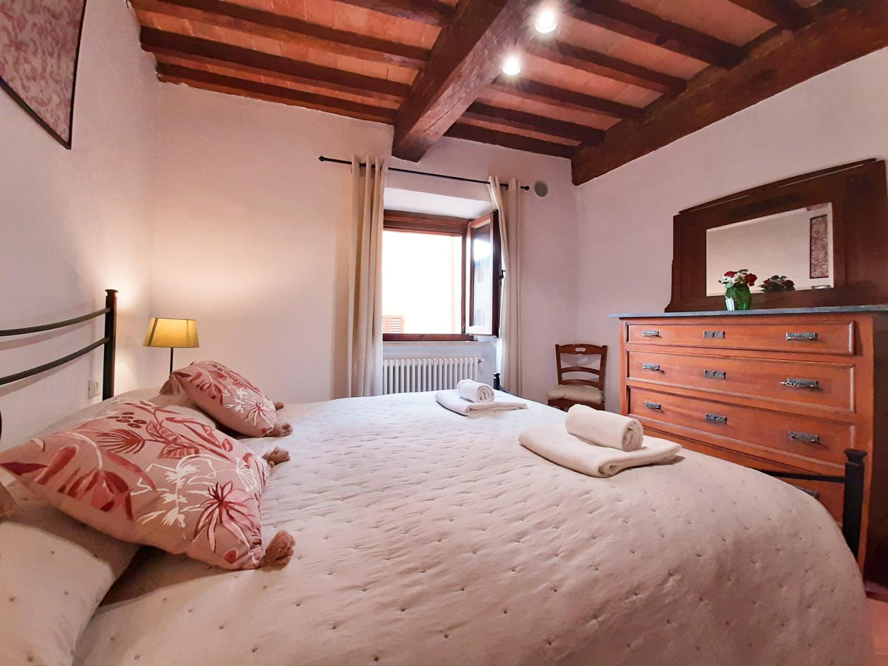 Two-Bedroom Apartment - Photo 33