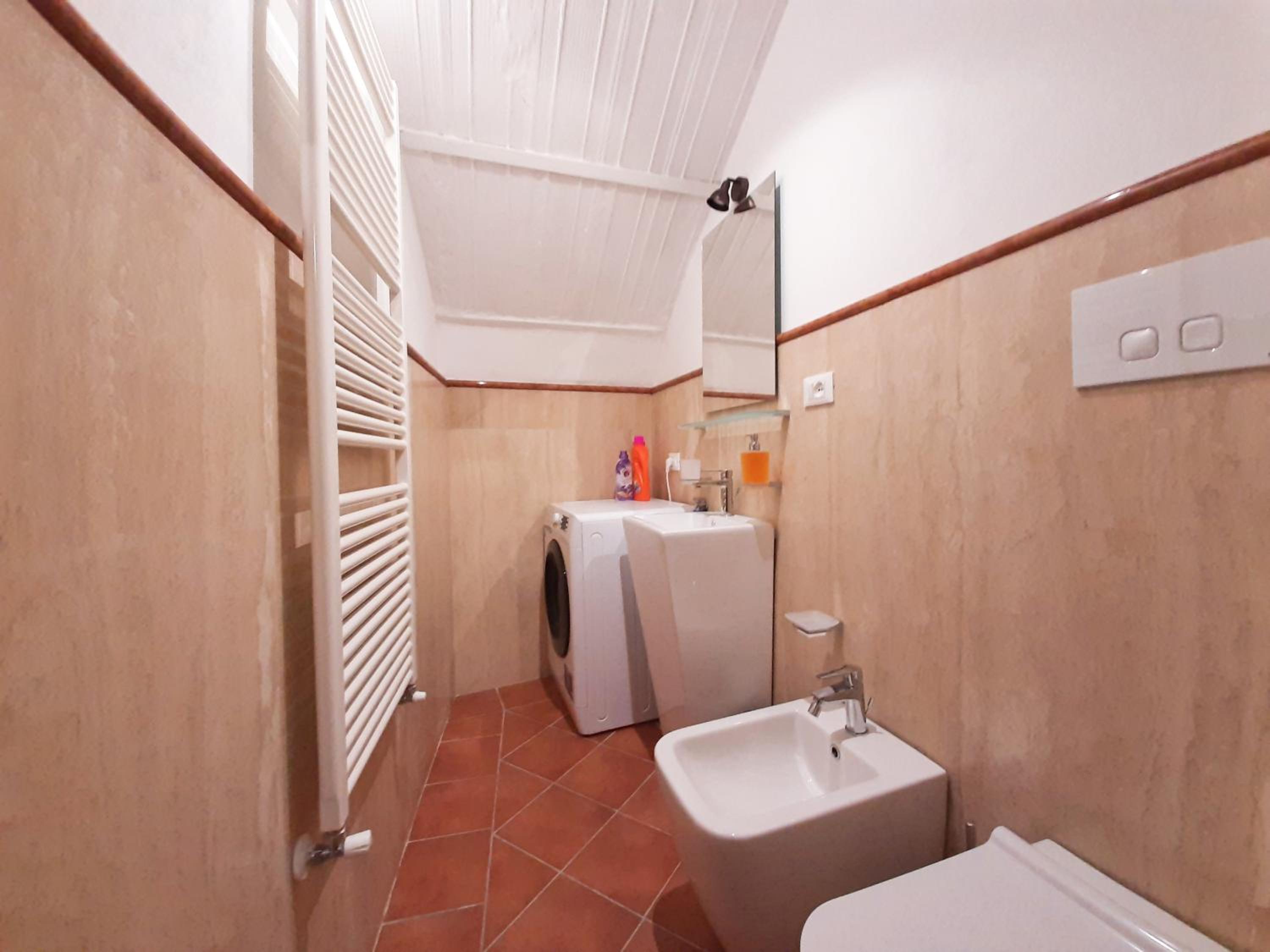 Two-Bedroom Apartment - Photo 26