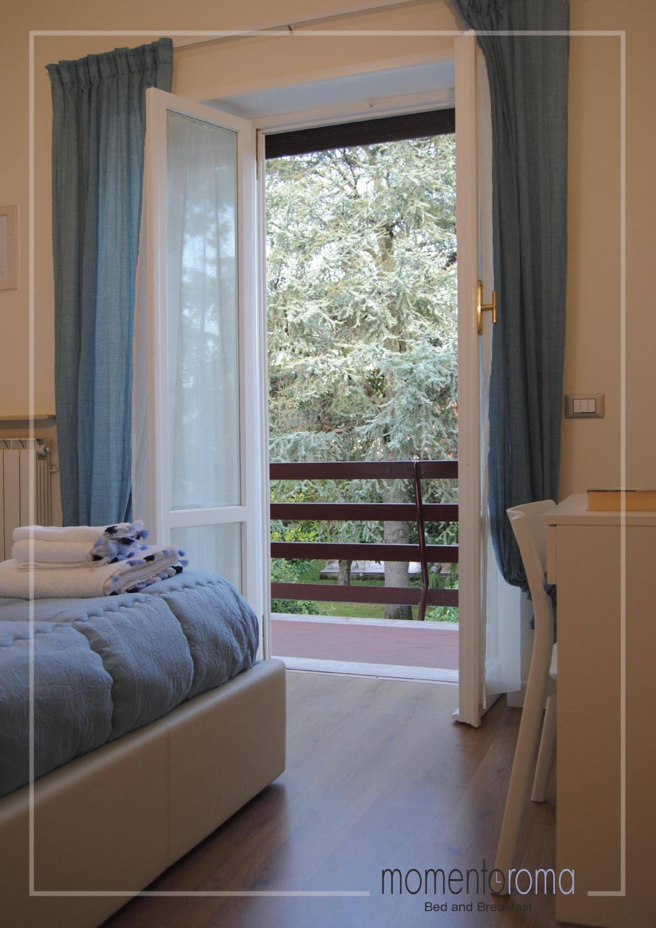 Double Room - Photo 5