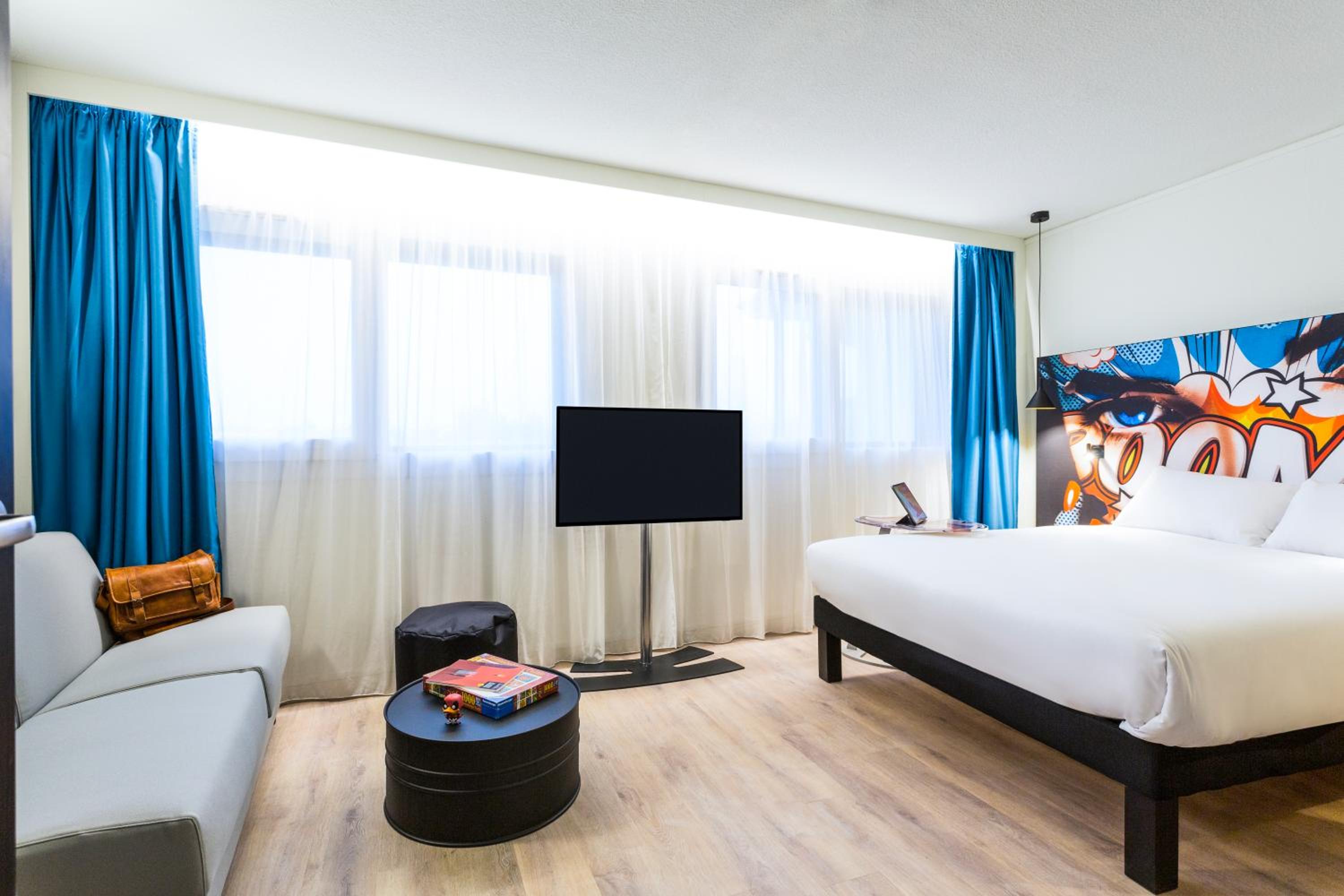 Standard Suite - Photo 2