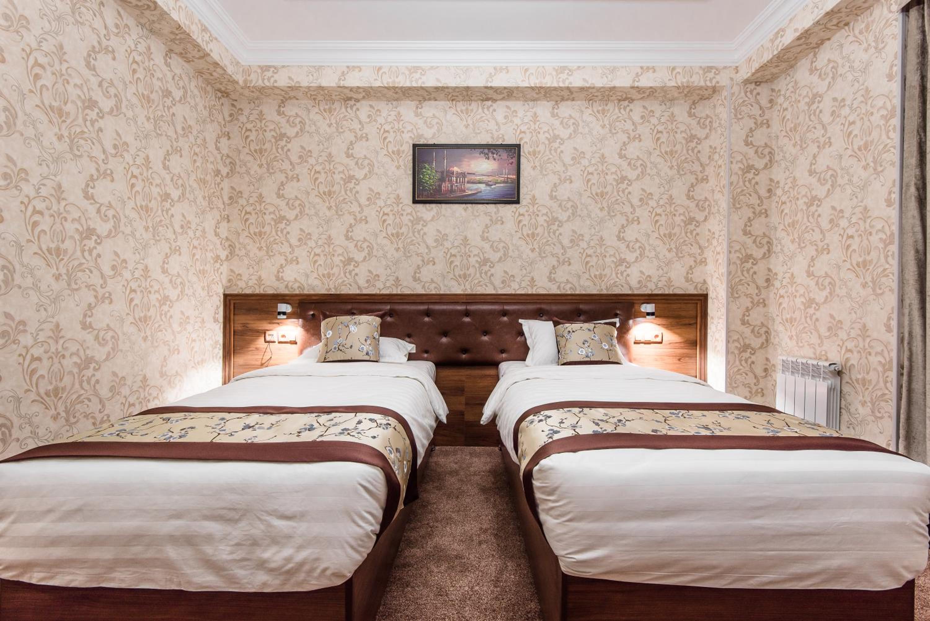 Double or Twin Room with Bathroom photo 1