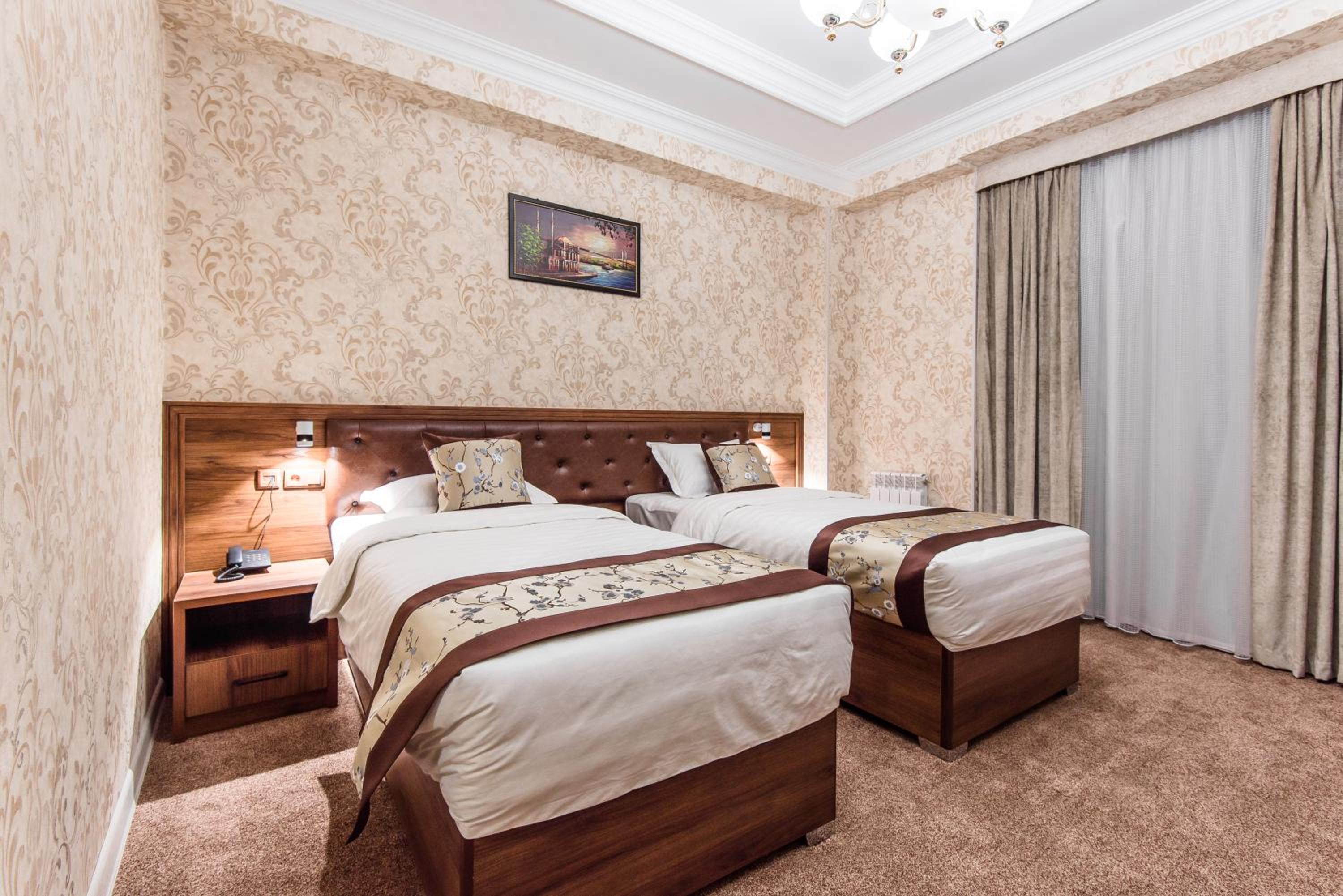 Double or Twin Room with Bathroom photo 3