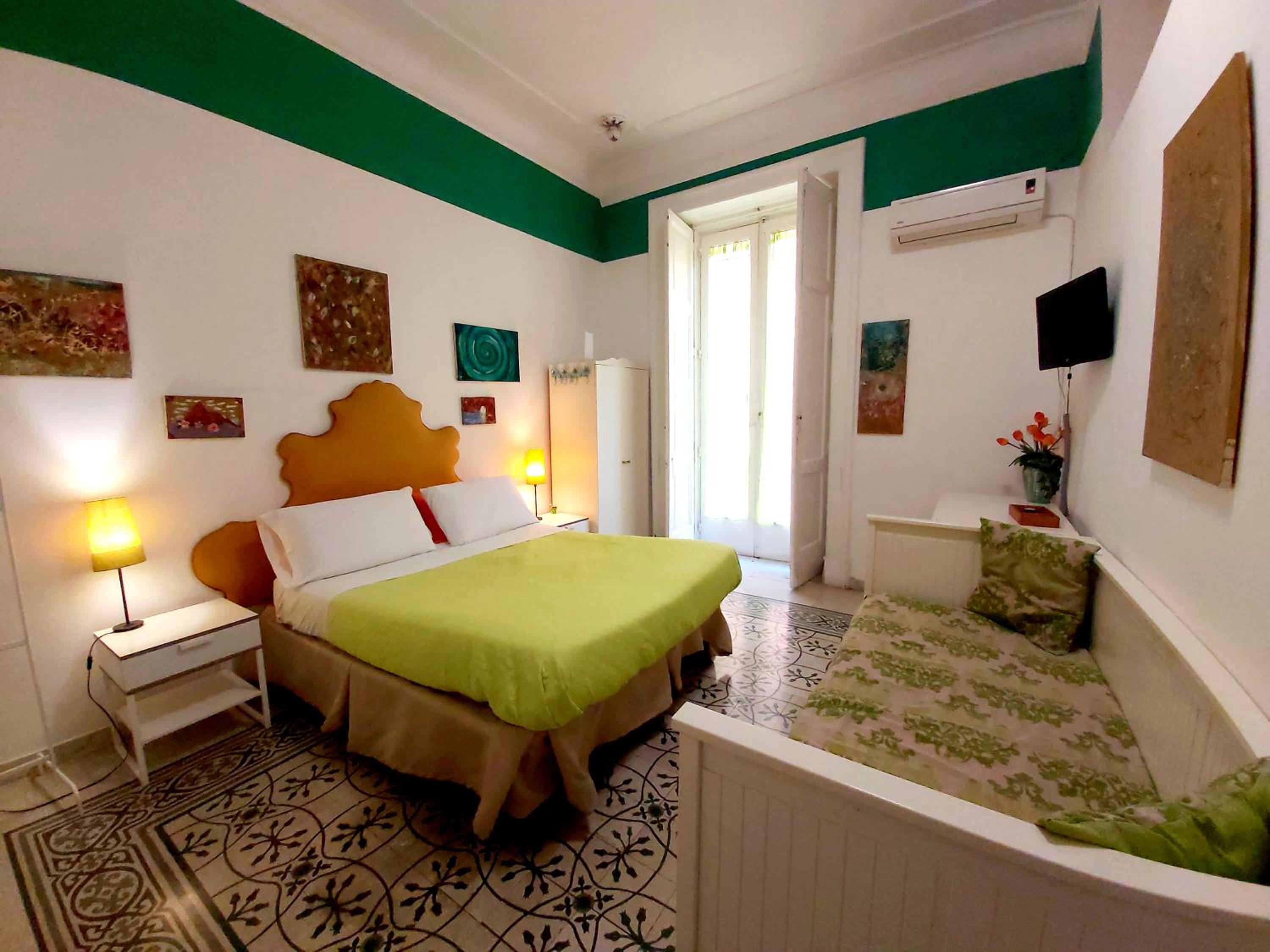 Twin Room with External Private Bathroom