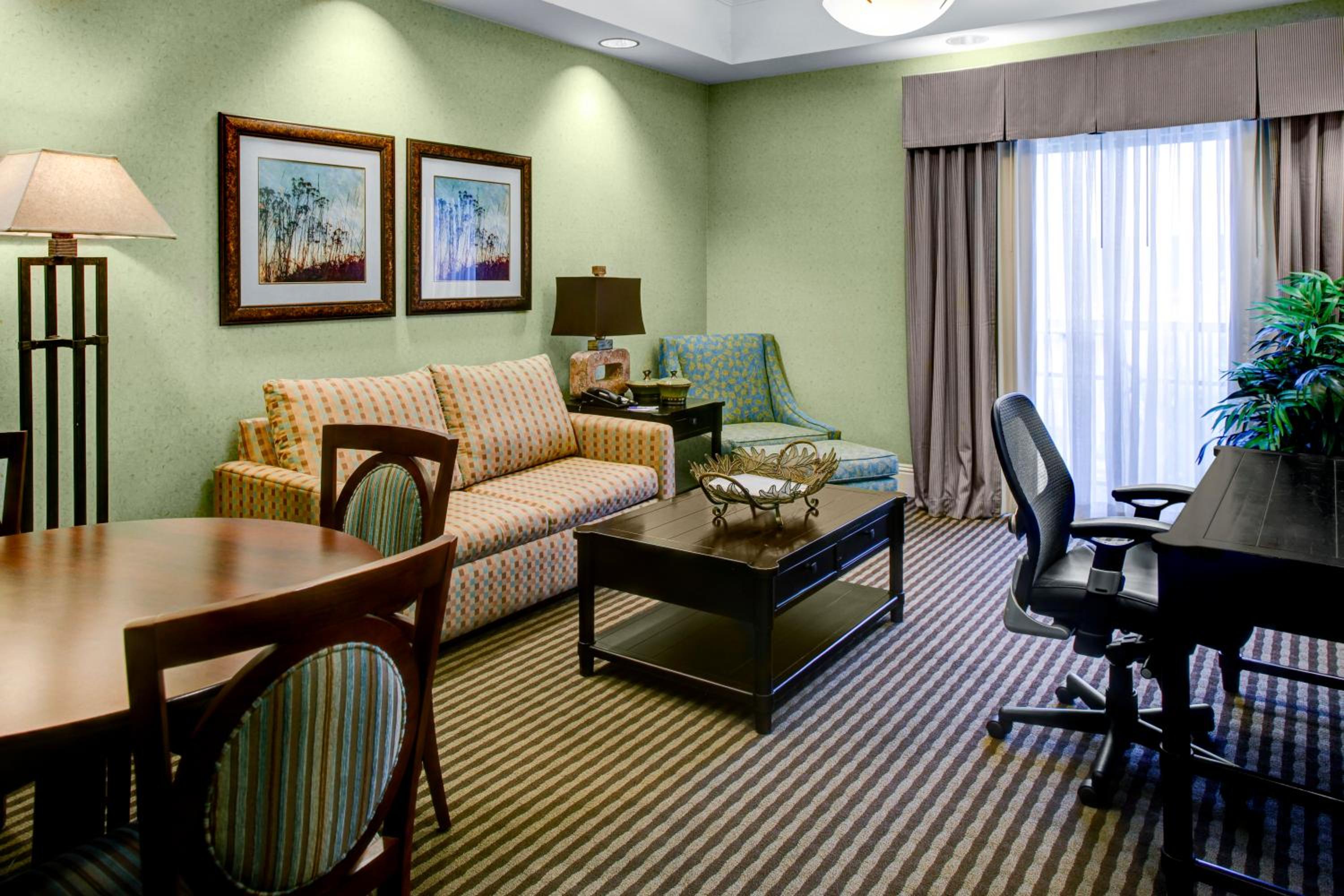 King Suite - Photo 2