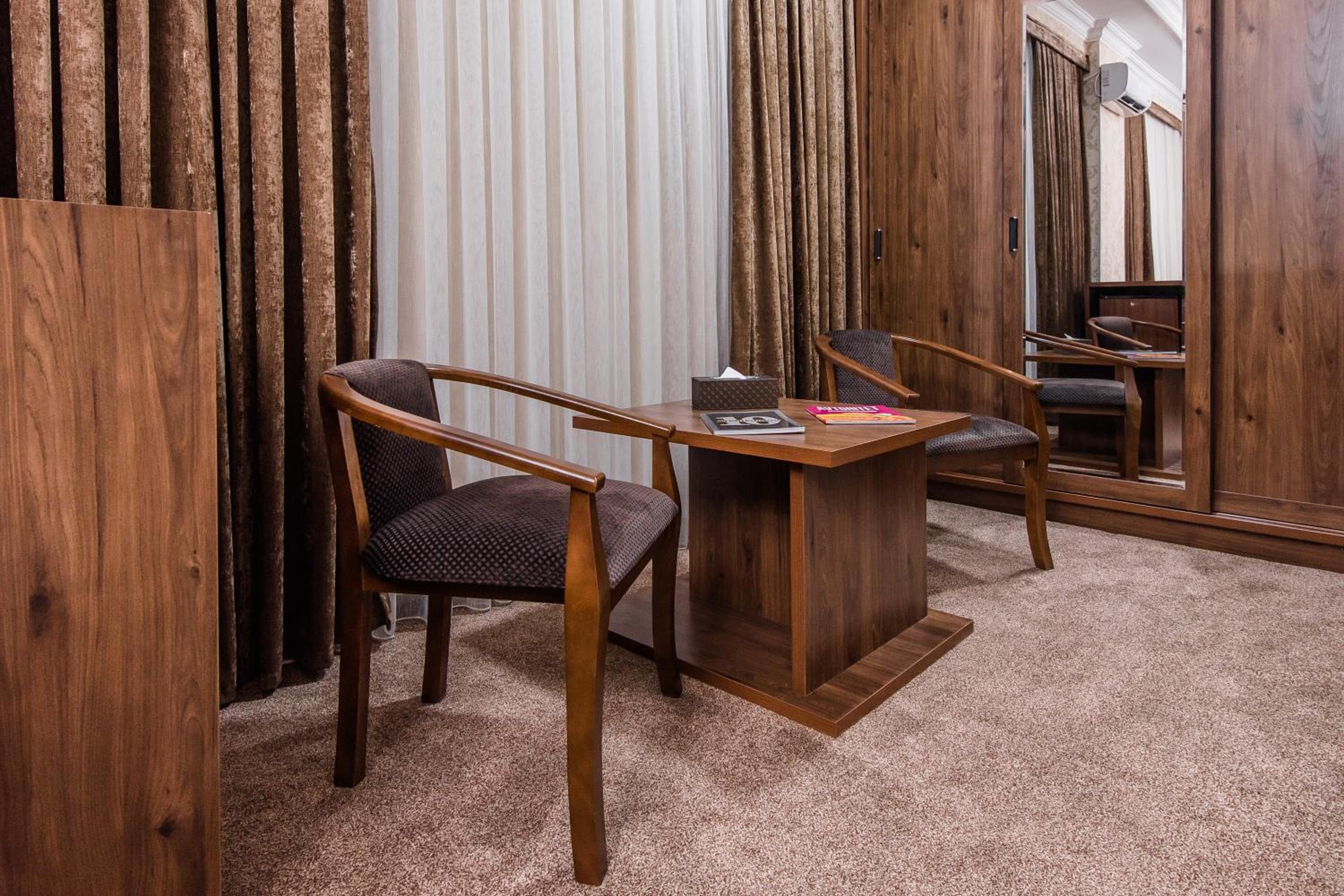 Superior Double or Twin Room - Photo 5