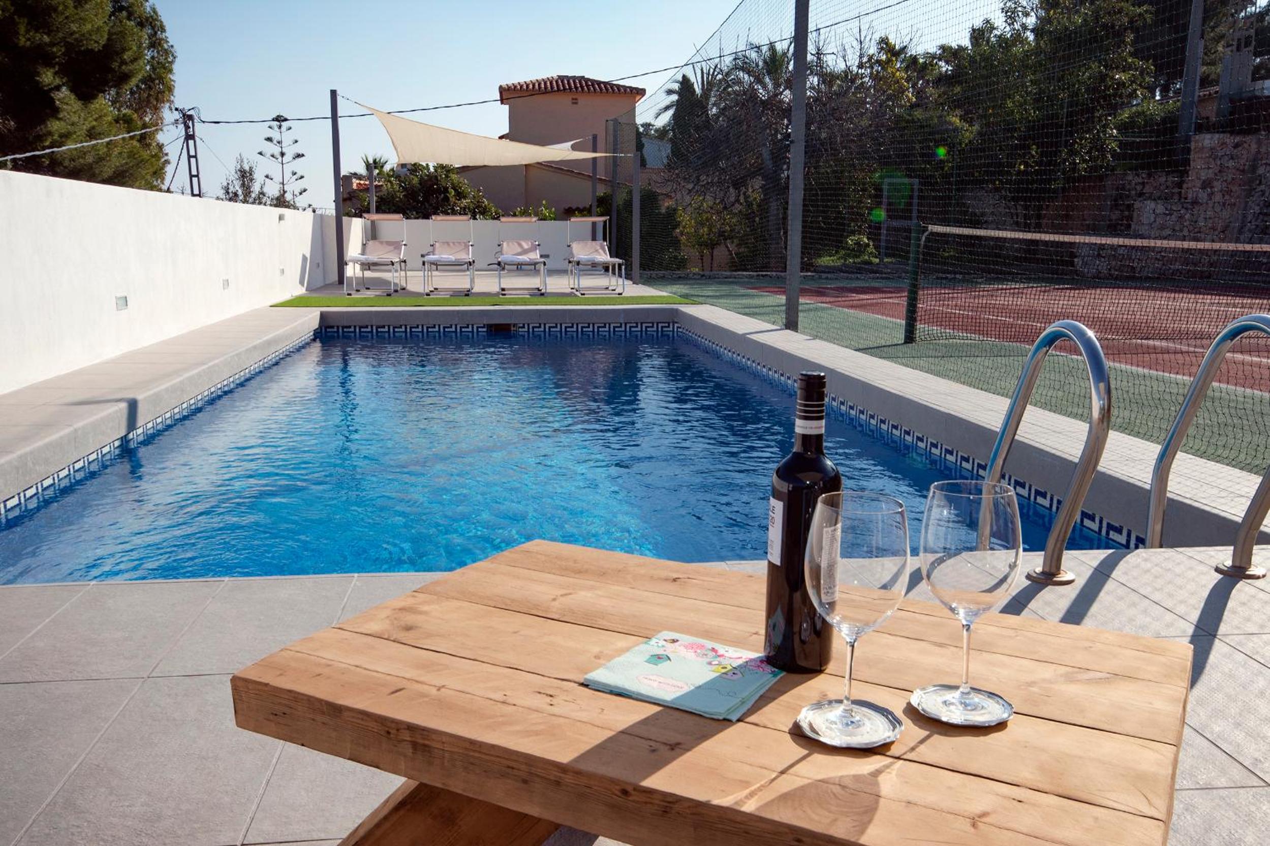 Villa photo 3