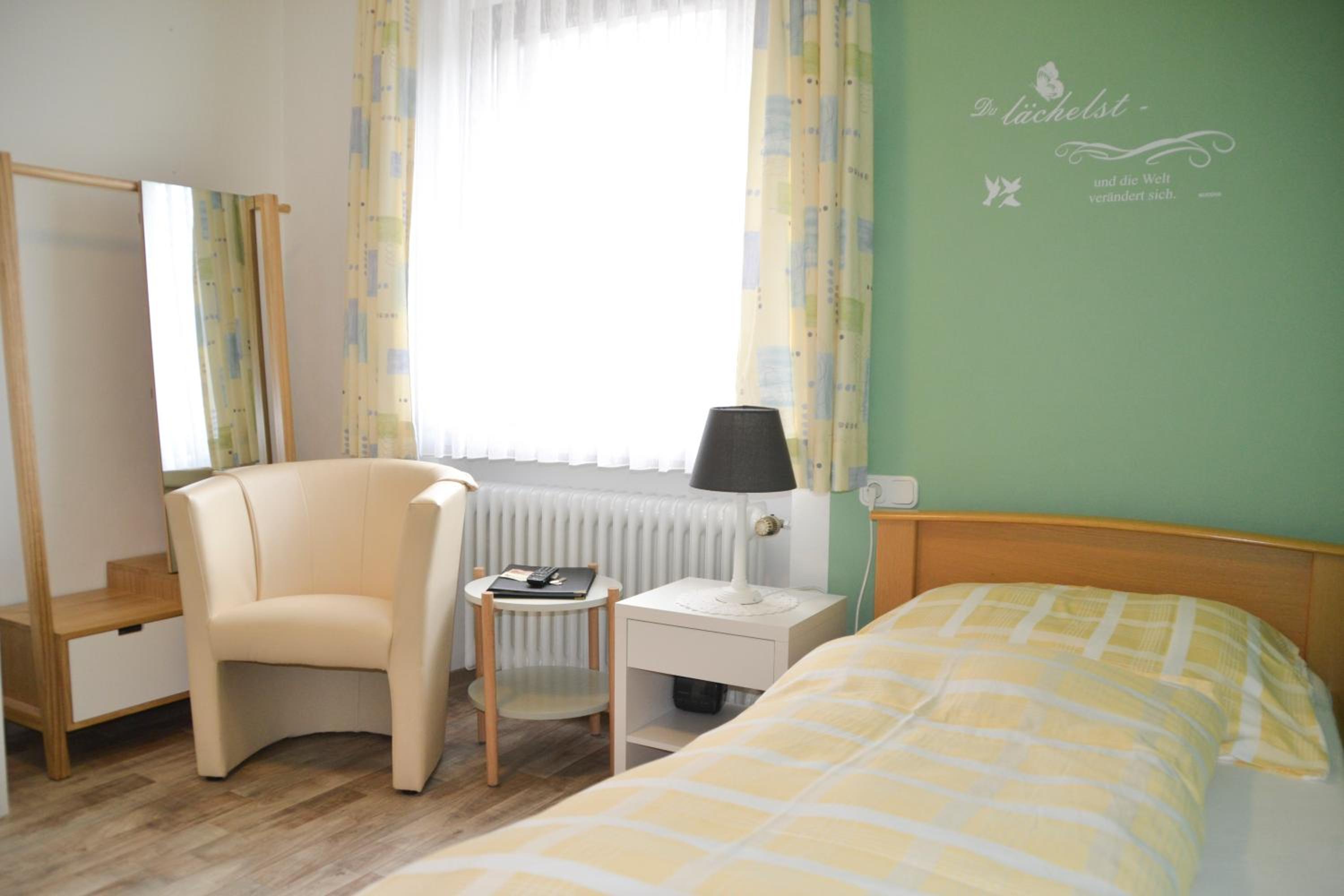Single Room photo 3