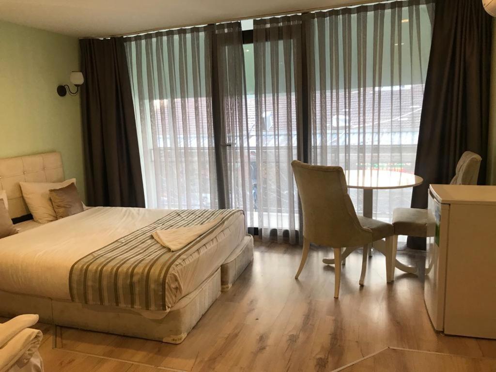 Deluxe Triple Room photo 1