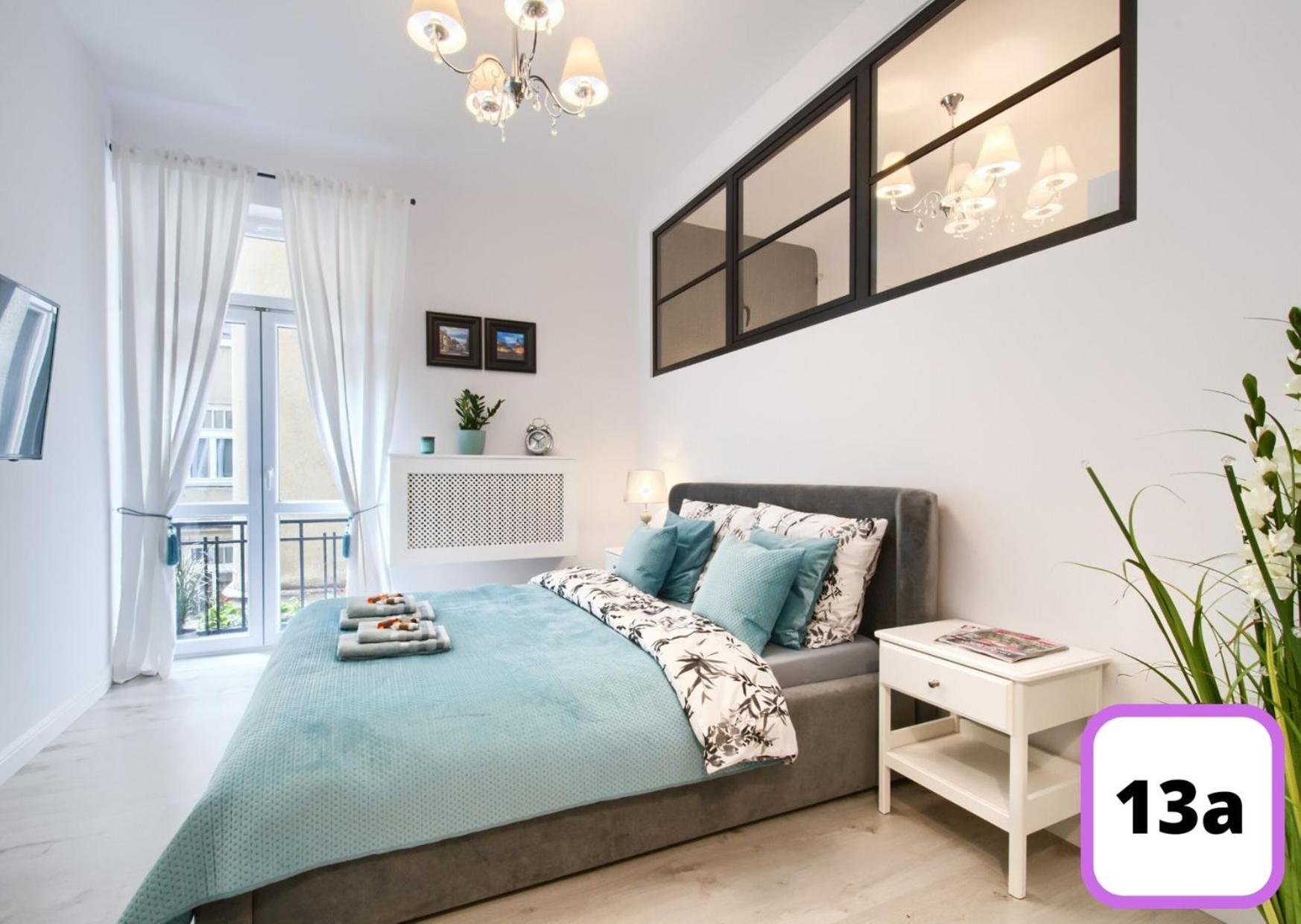 Deluxe Apartment 13A