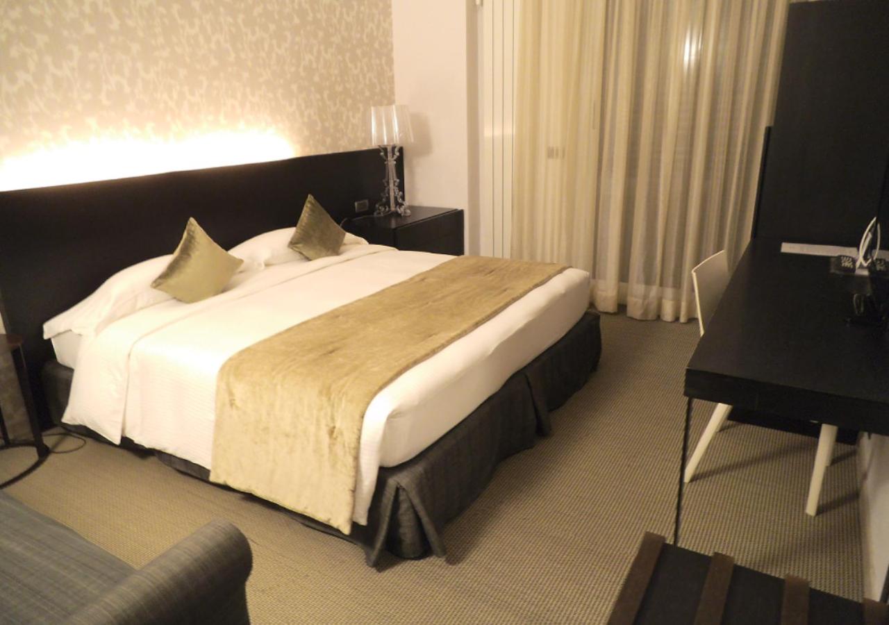 Deluxe Double or Twin Room with Balcony photo 1