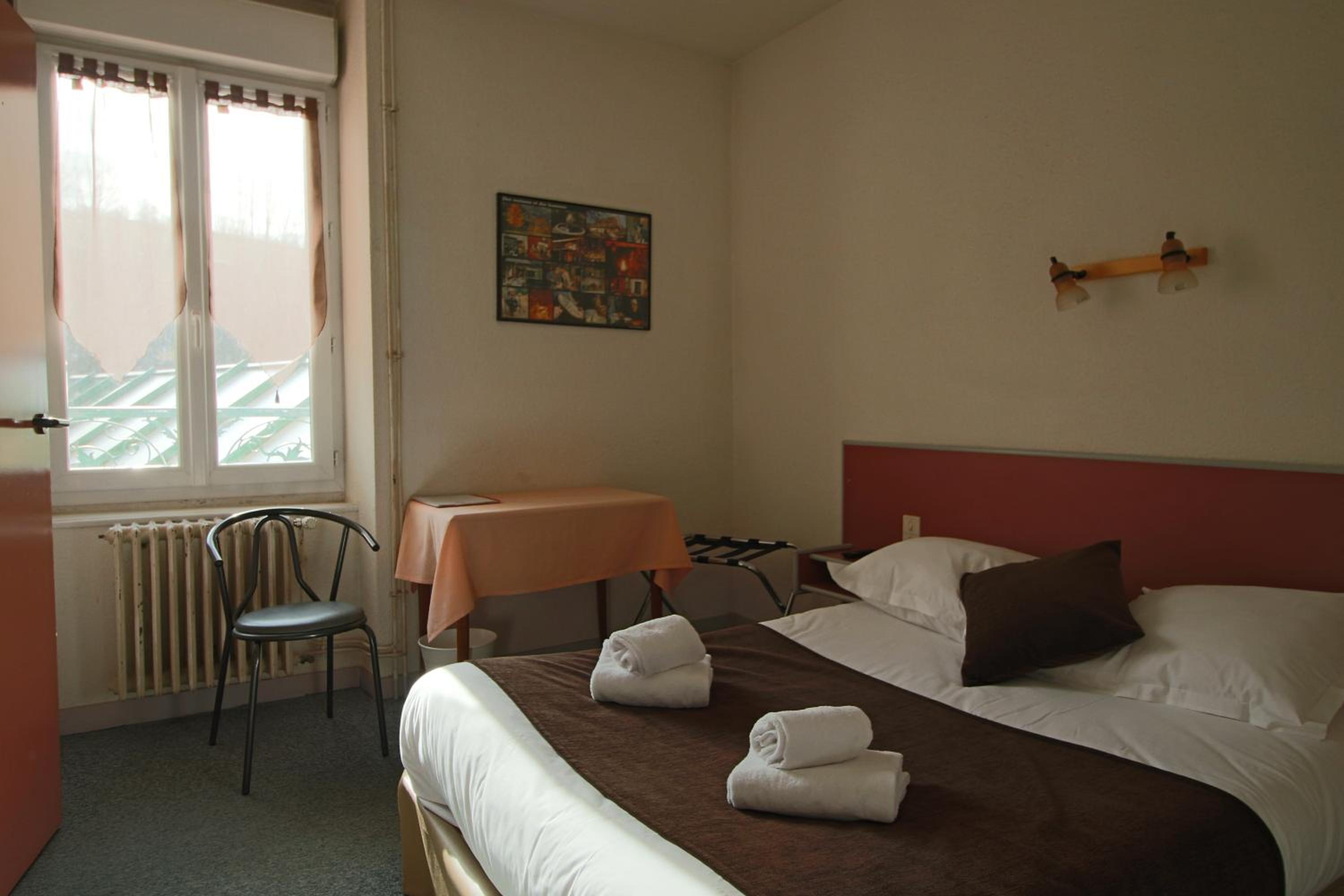 Double Room - Photo 2