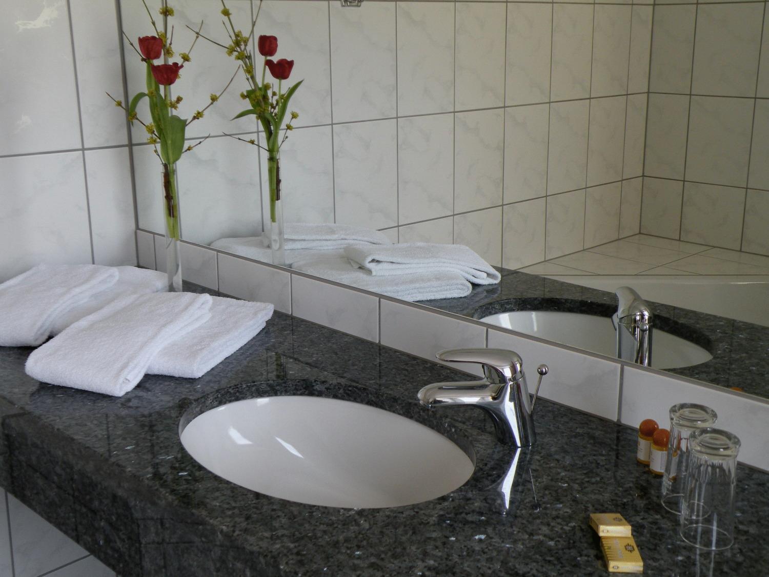Double Room - Photo 4