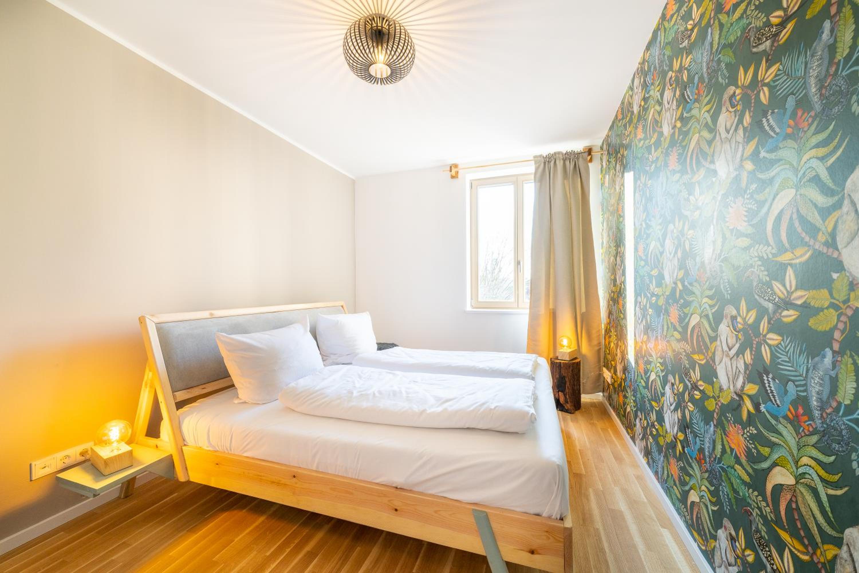 Apartment with Terrace - Photo 10