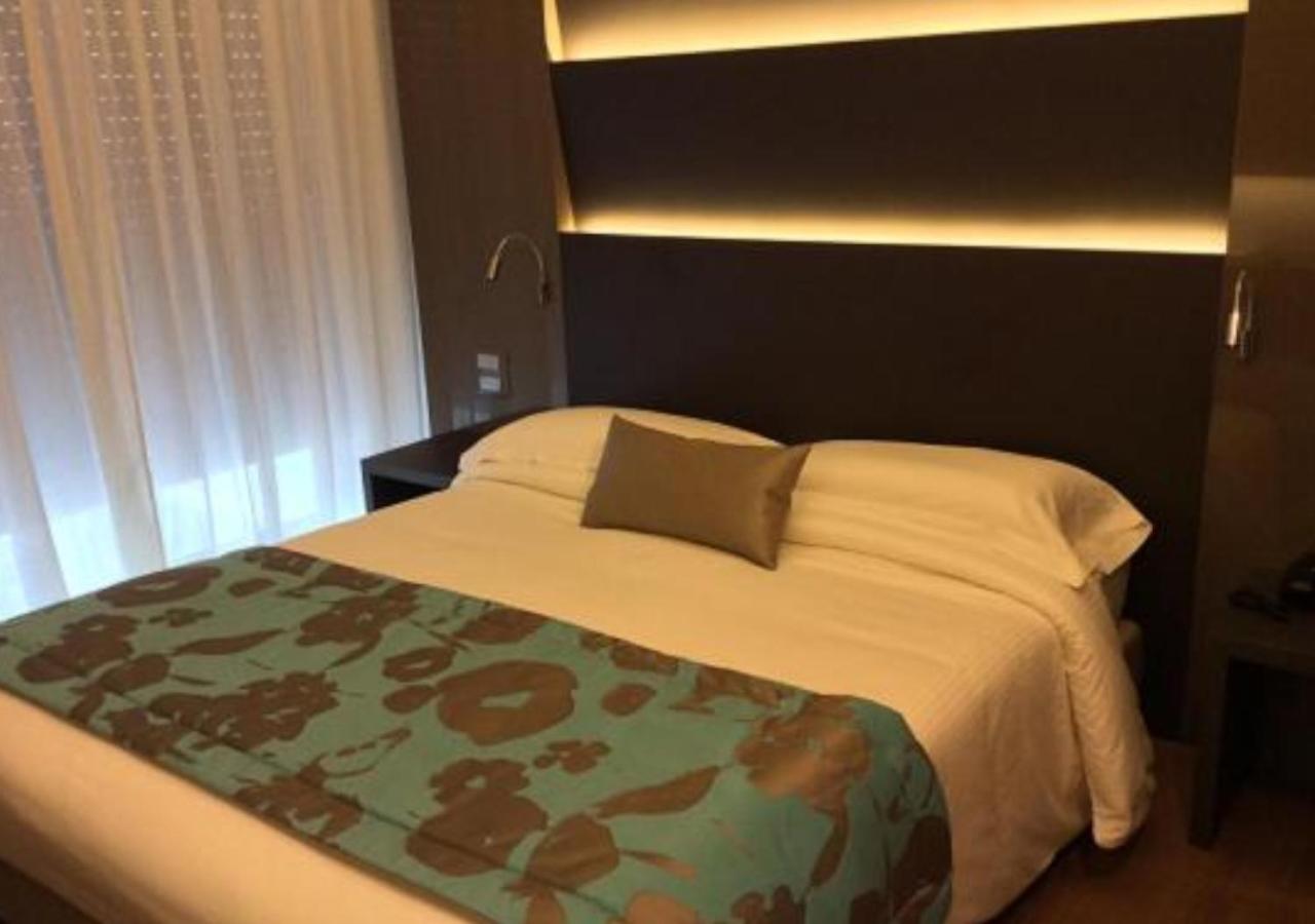 Deluxe Double or Twin Room with Balcony photo 3