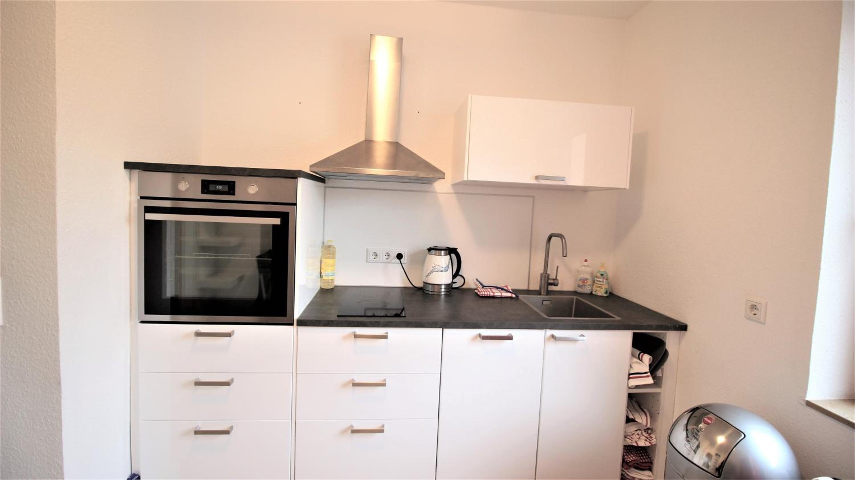Twin Room - Photo 9