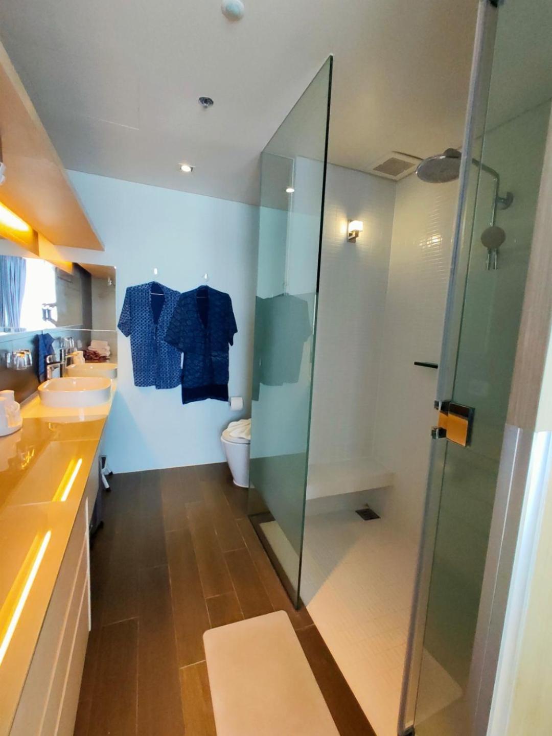 Quadruple Room with Sea View photo 2