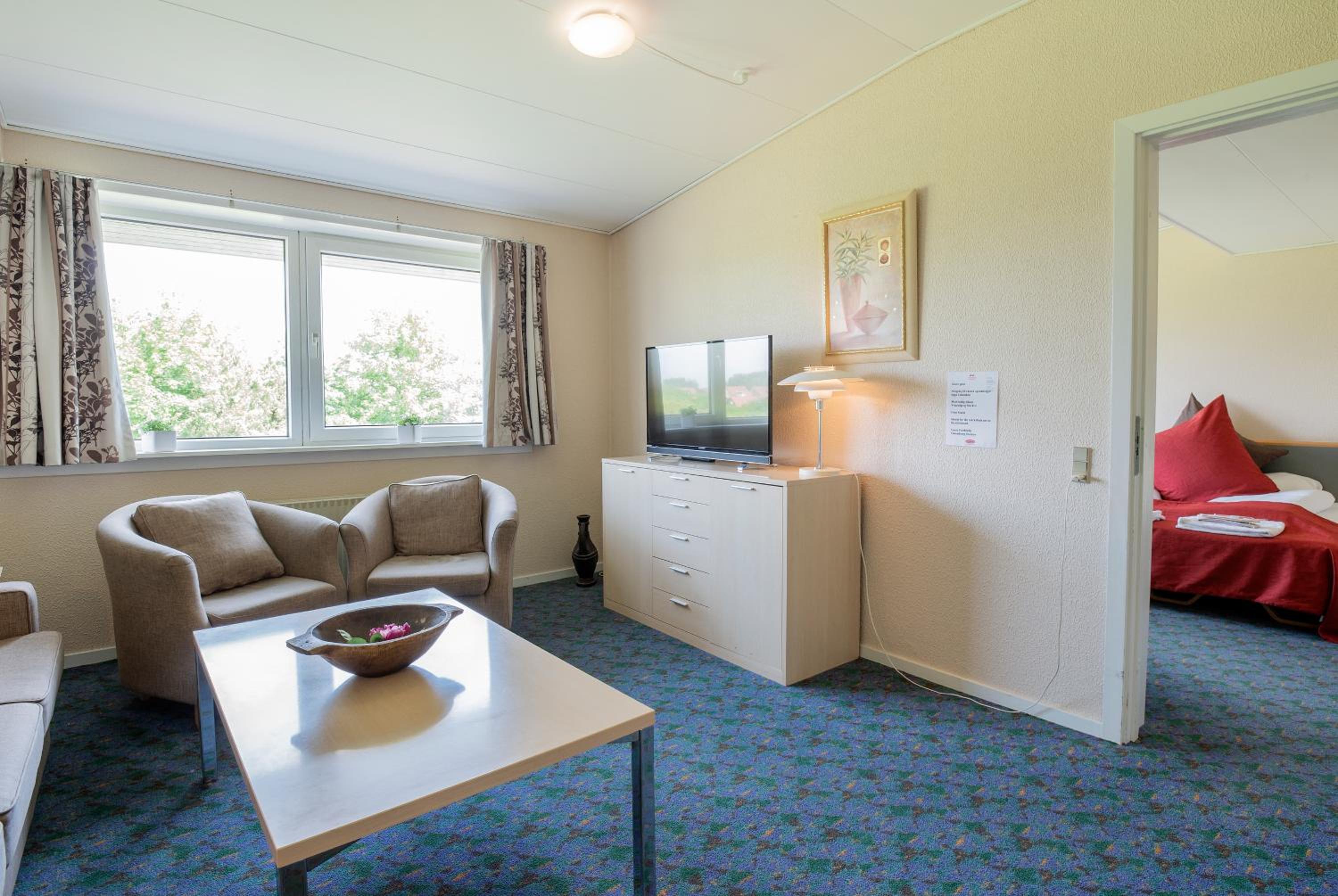 Family Room with Terrace - Photo 1