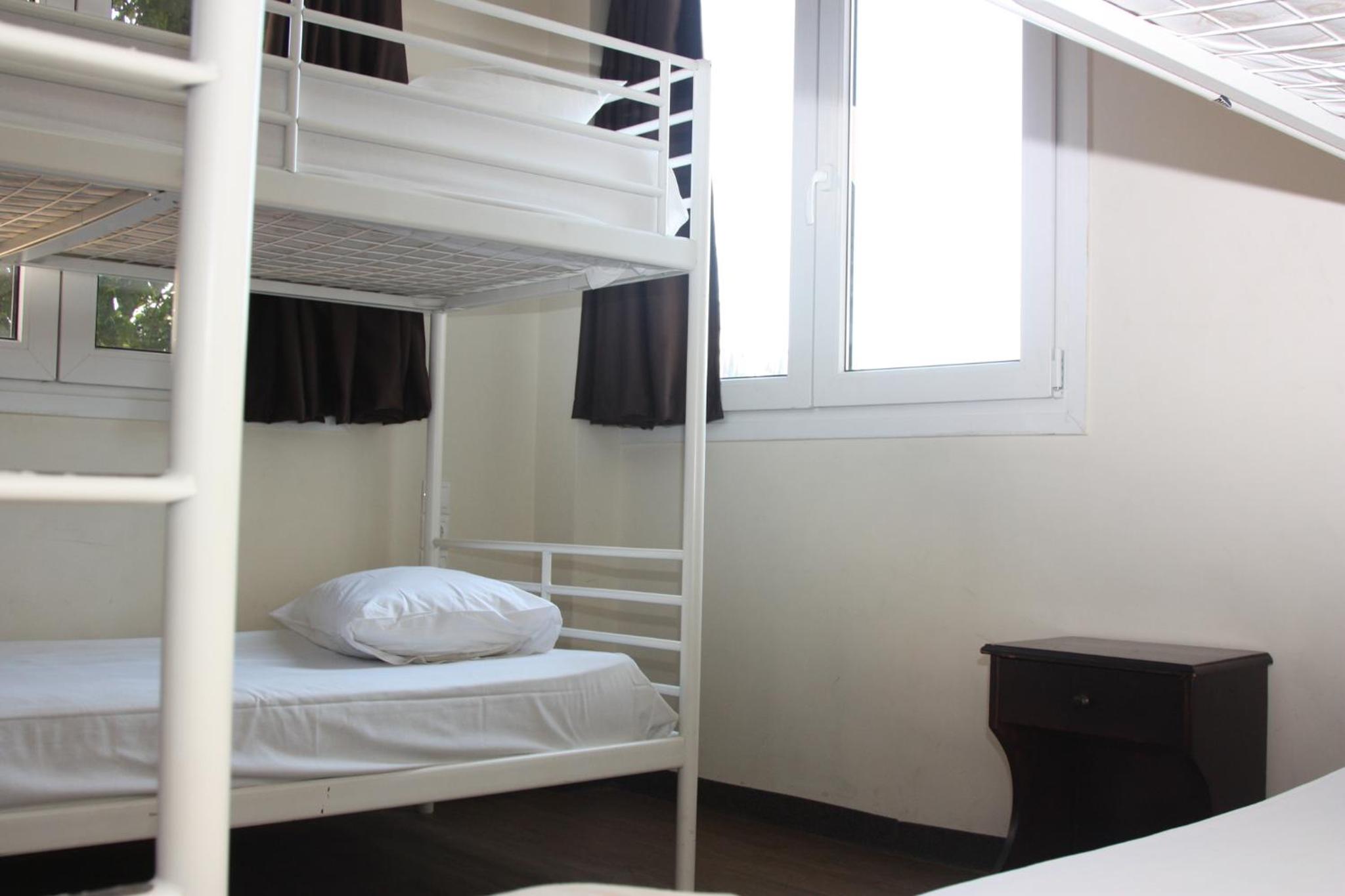 Bed in 8-Bed Mixed Dormitory Room