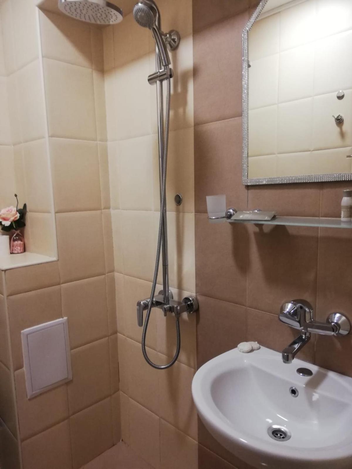 Deluxe Double Room - Photo 3