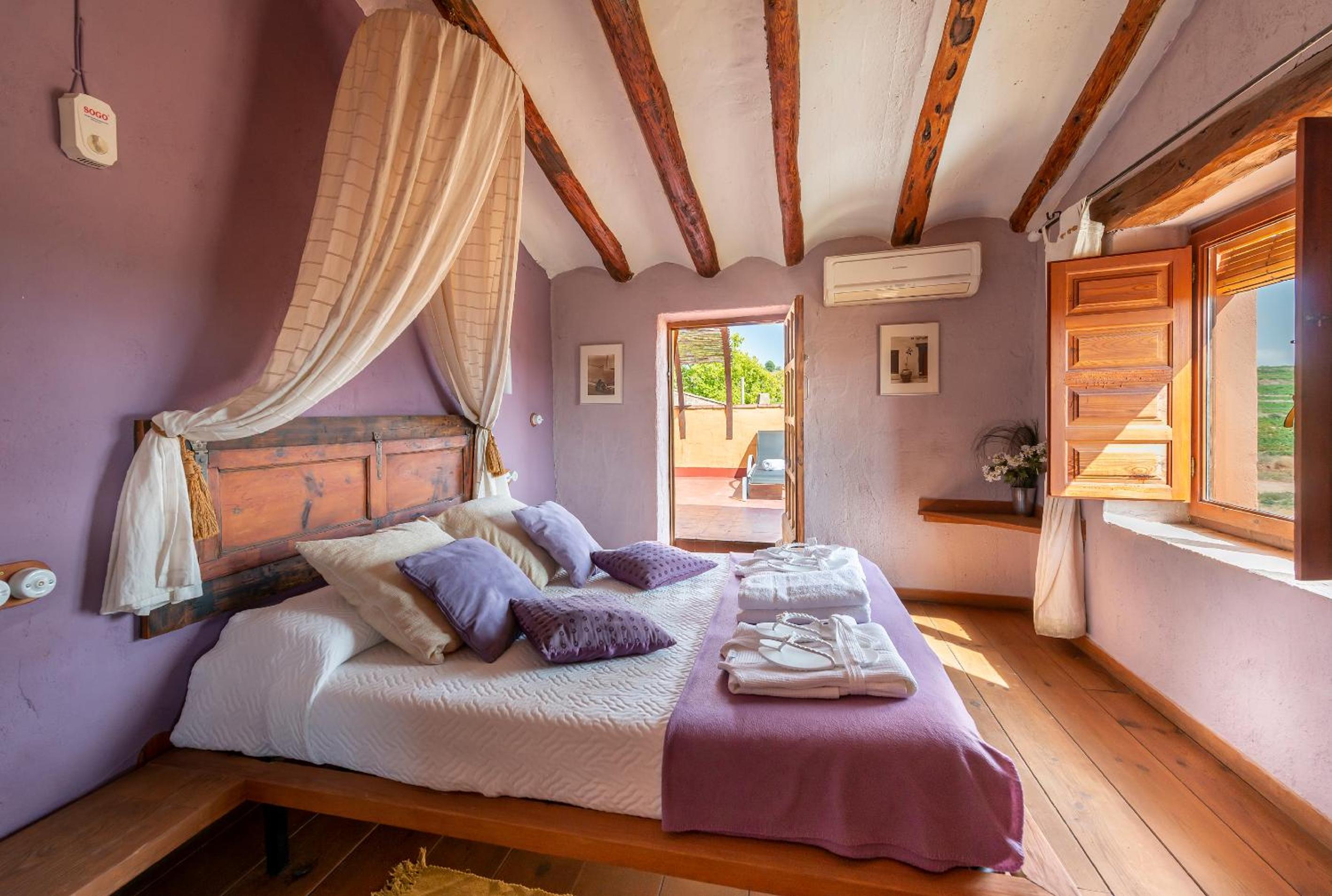Suite con Terraza y Cama de Agua