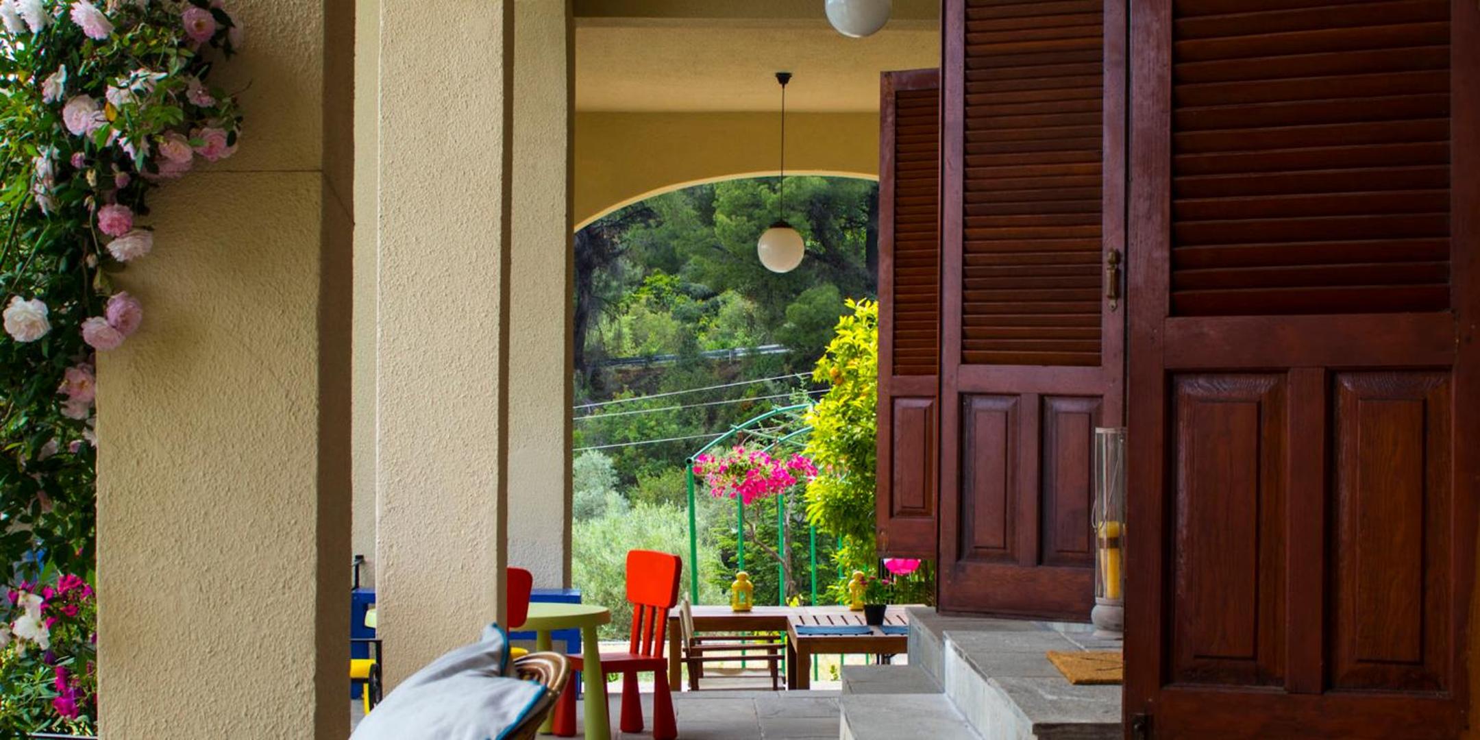 Villa photo 2