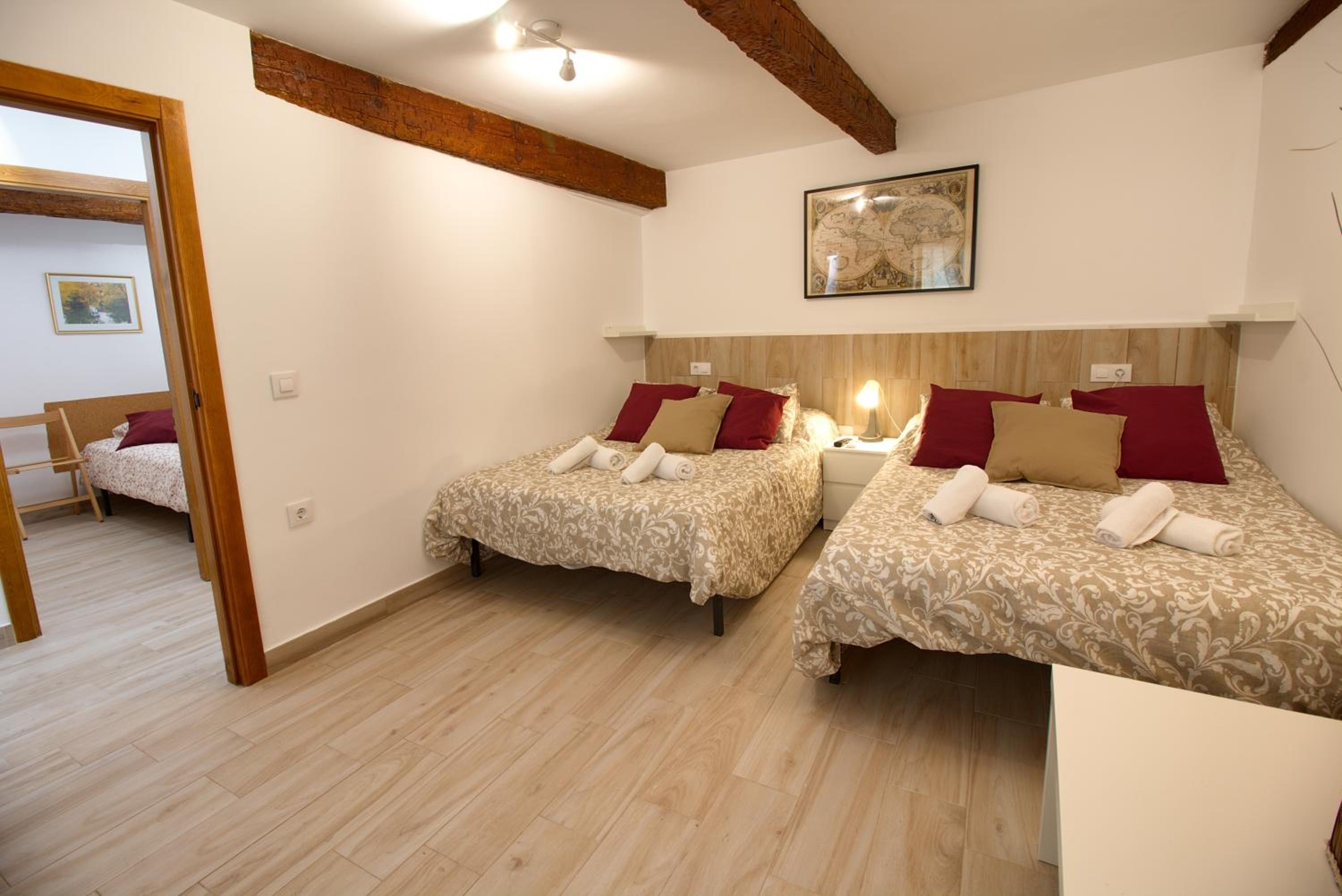 Two-Bedroom Apartment - Photo 6