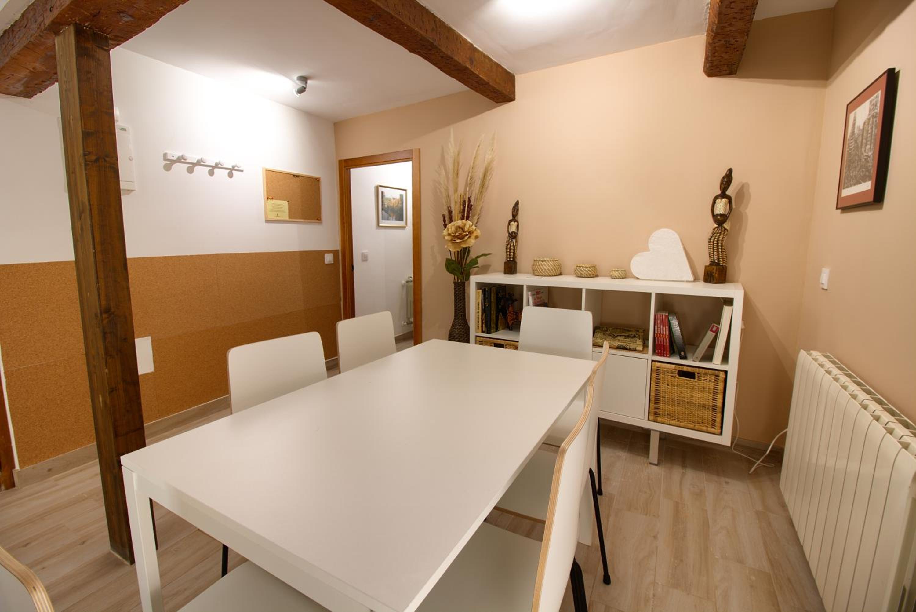Two-Bedroom Apartment - Photo 24
