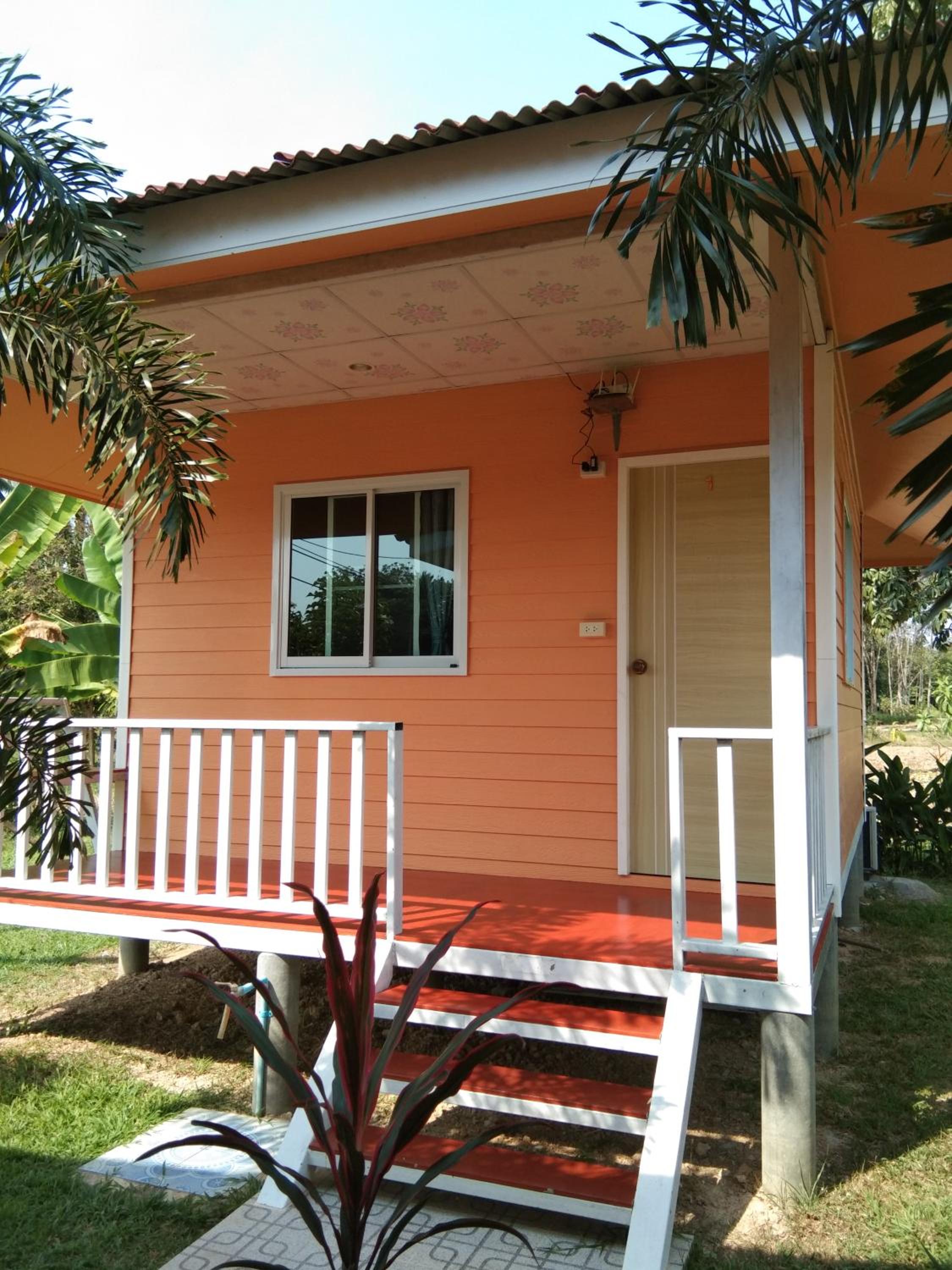 One-Bedroom House - Photo 18