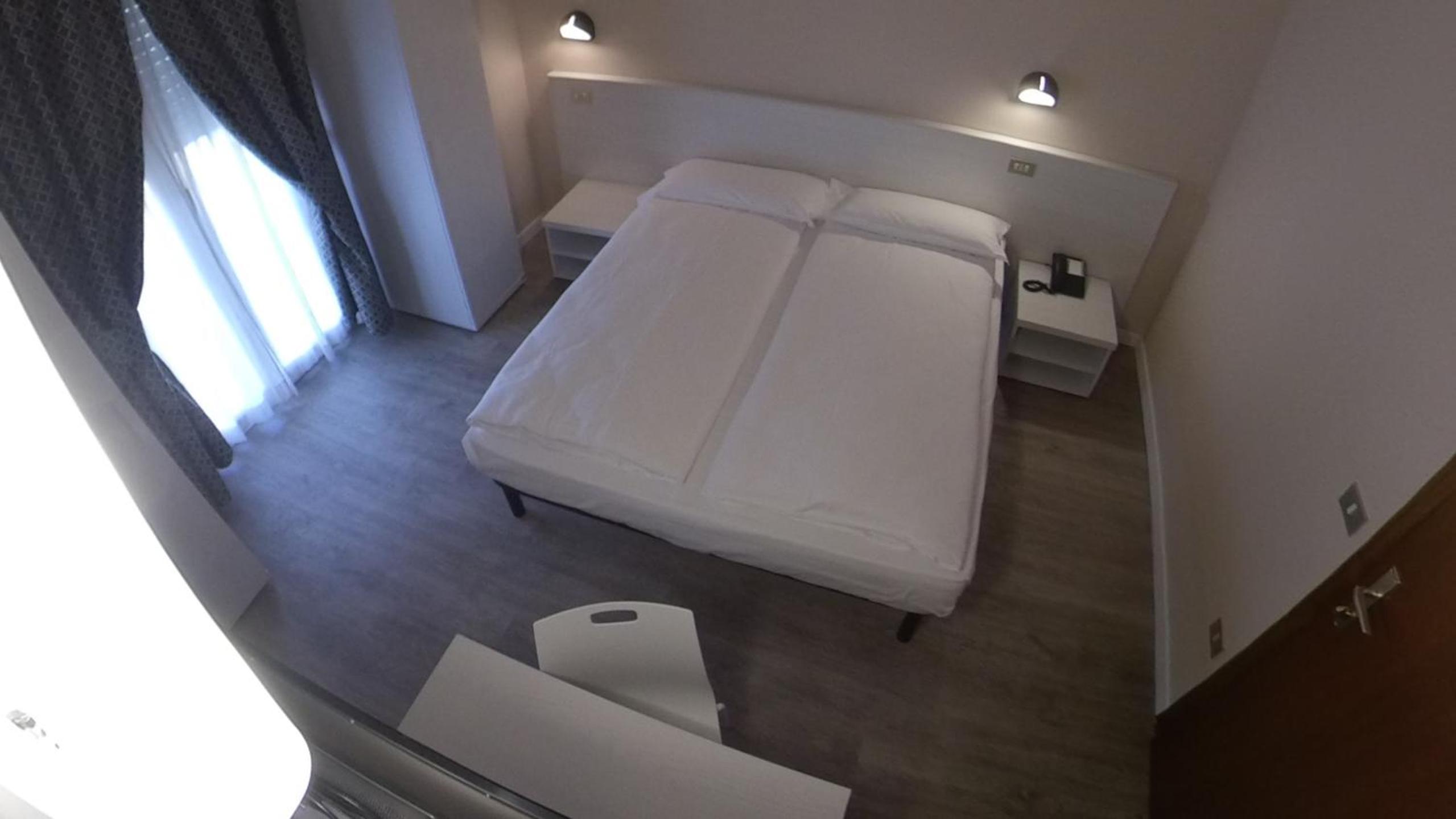 Double Room with Balcony photo 2