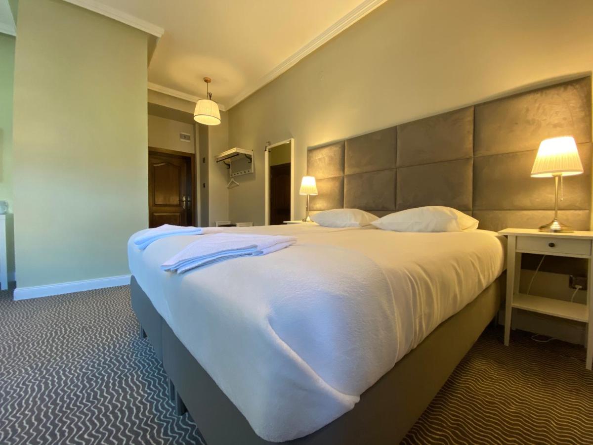 Large Double Room - Photo 4