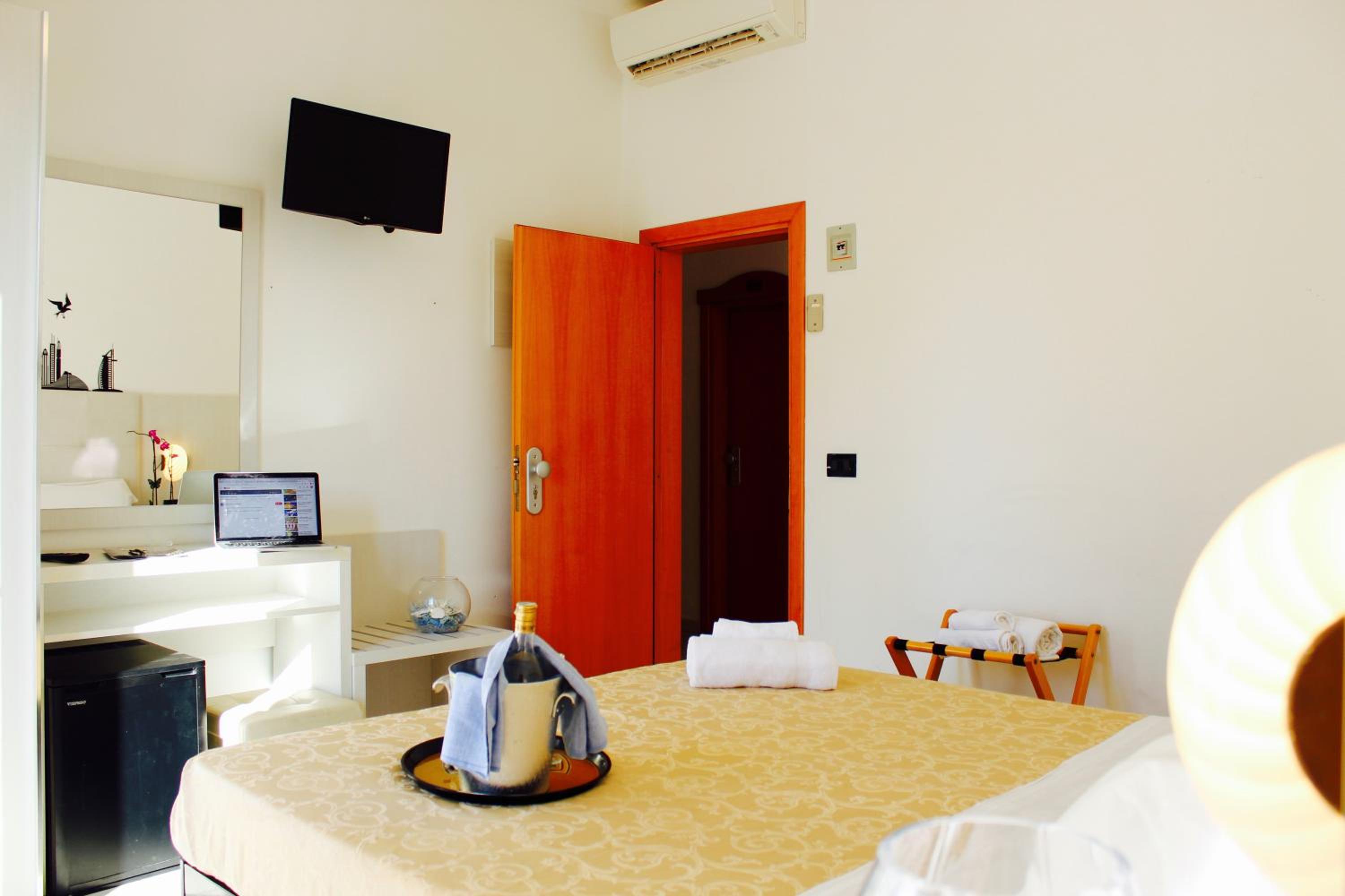Comfort Double or Twin Room - Photo 3
