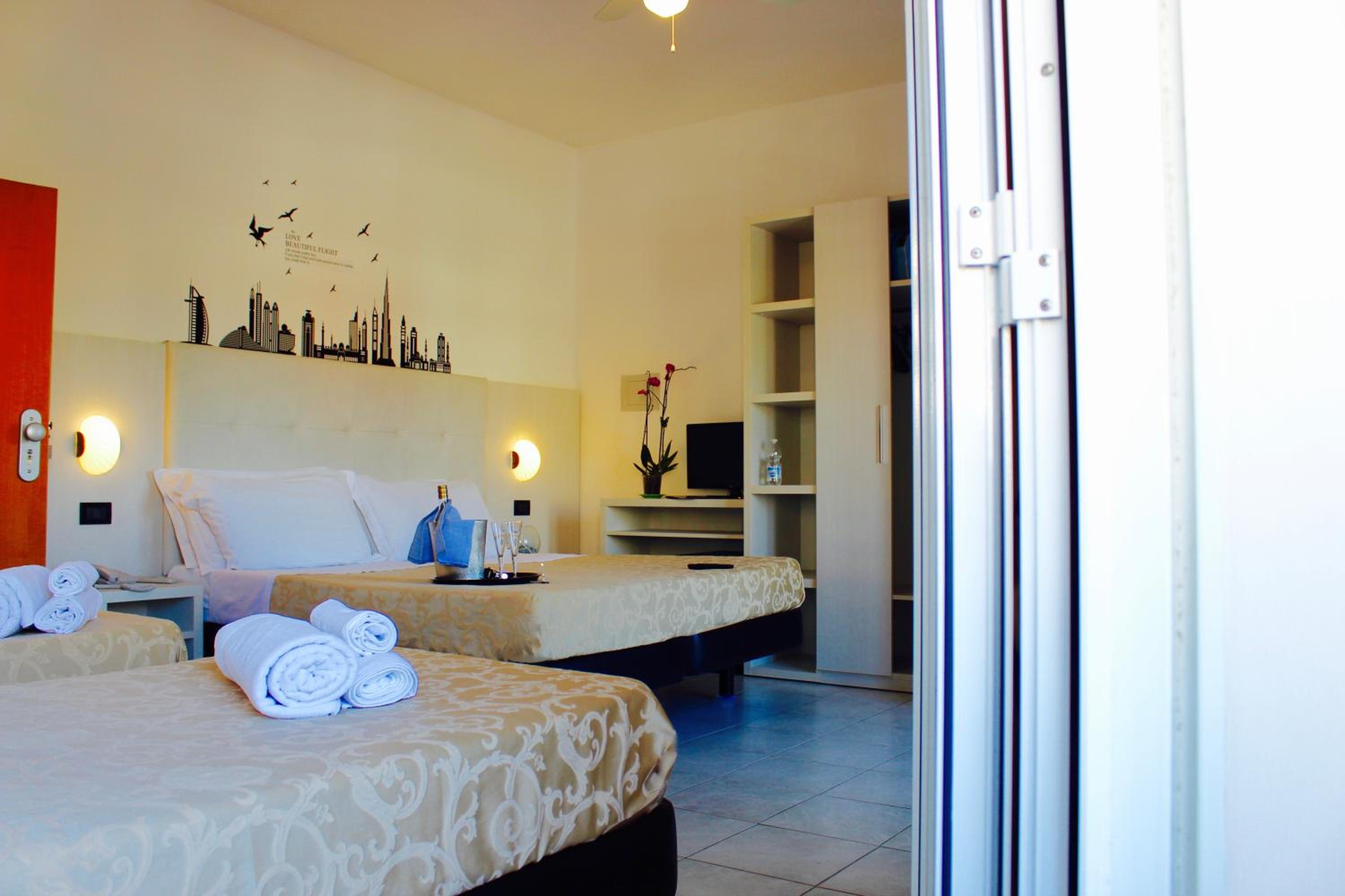Comfort Quadruple Room - Photo 2