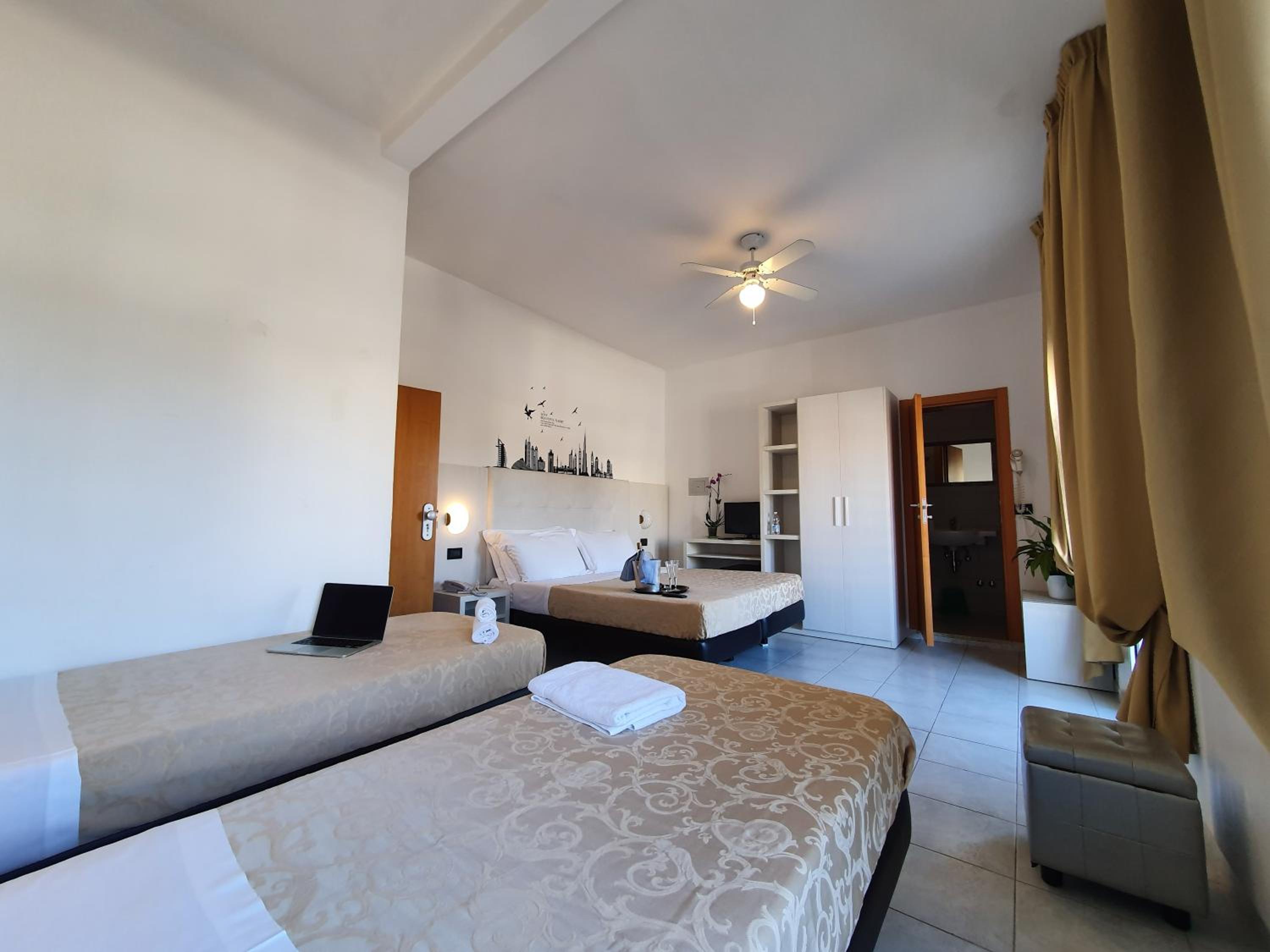 Comfort Quadruple Room - Photo 1