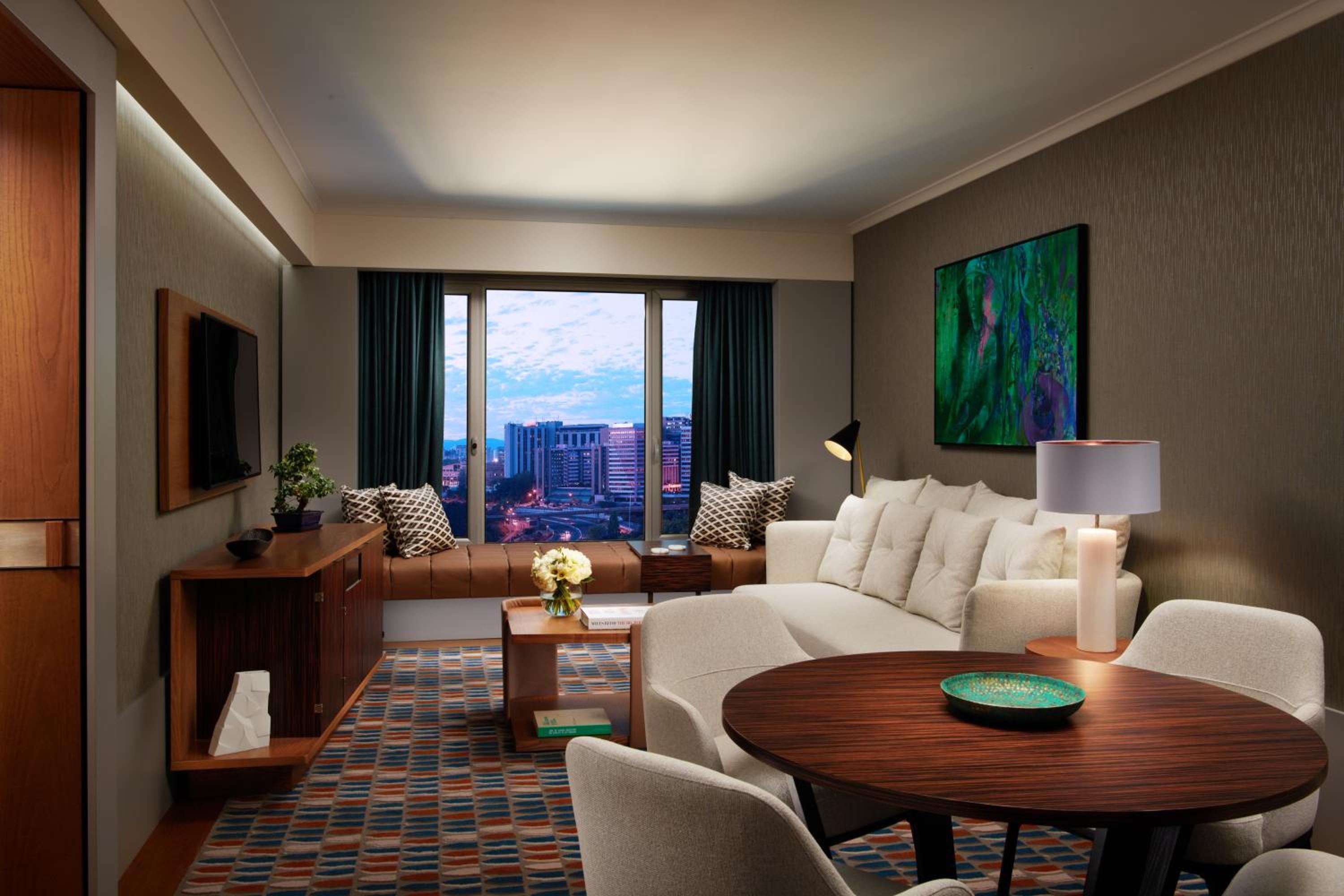 Lisbon Suite - Photo 2