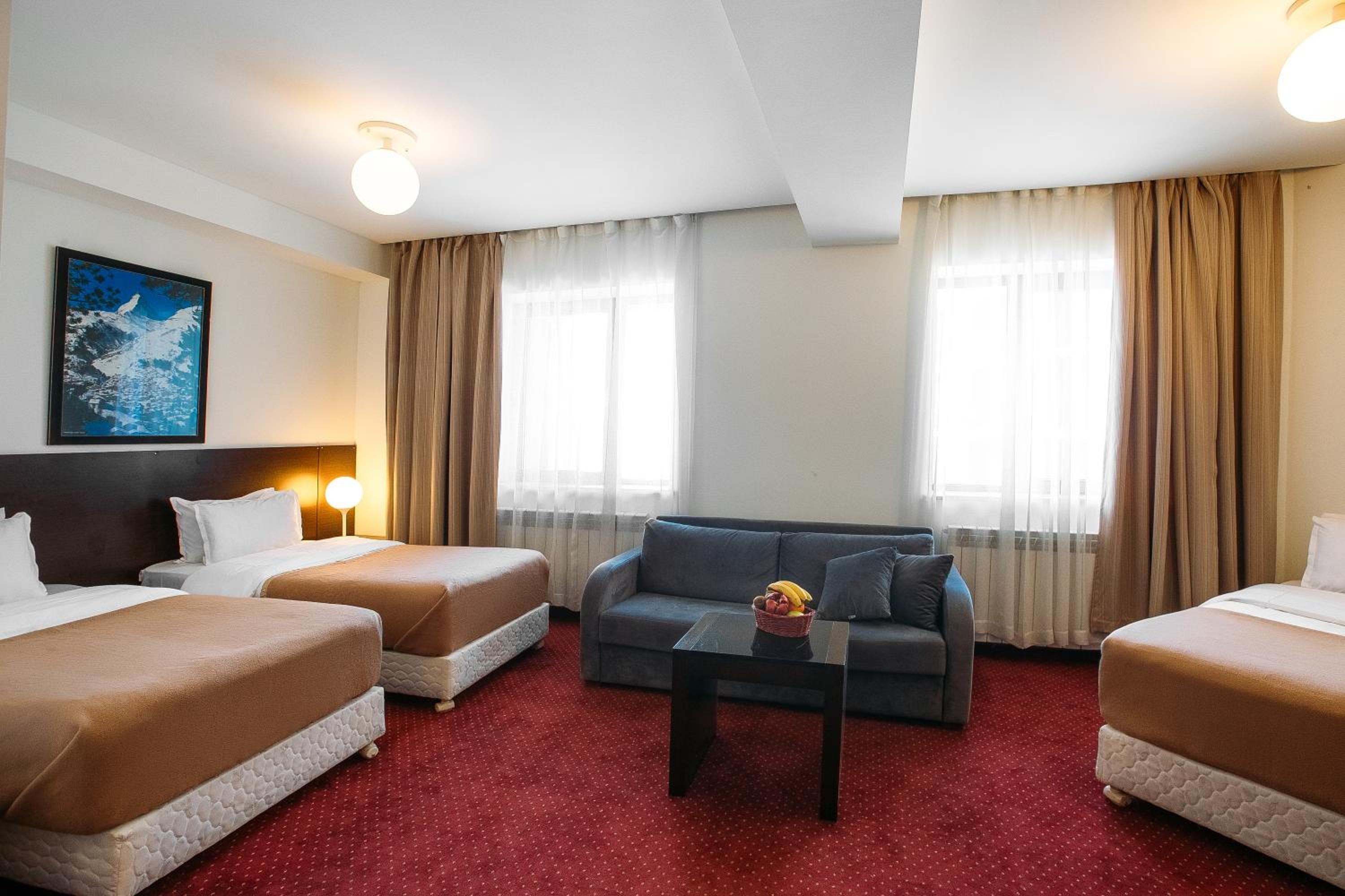 Standard Triple Room photo 3