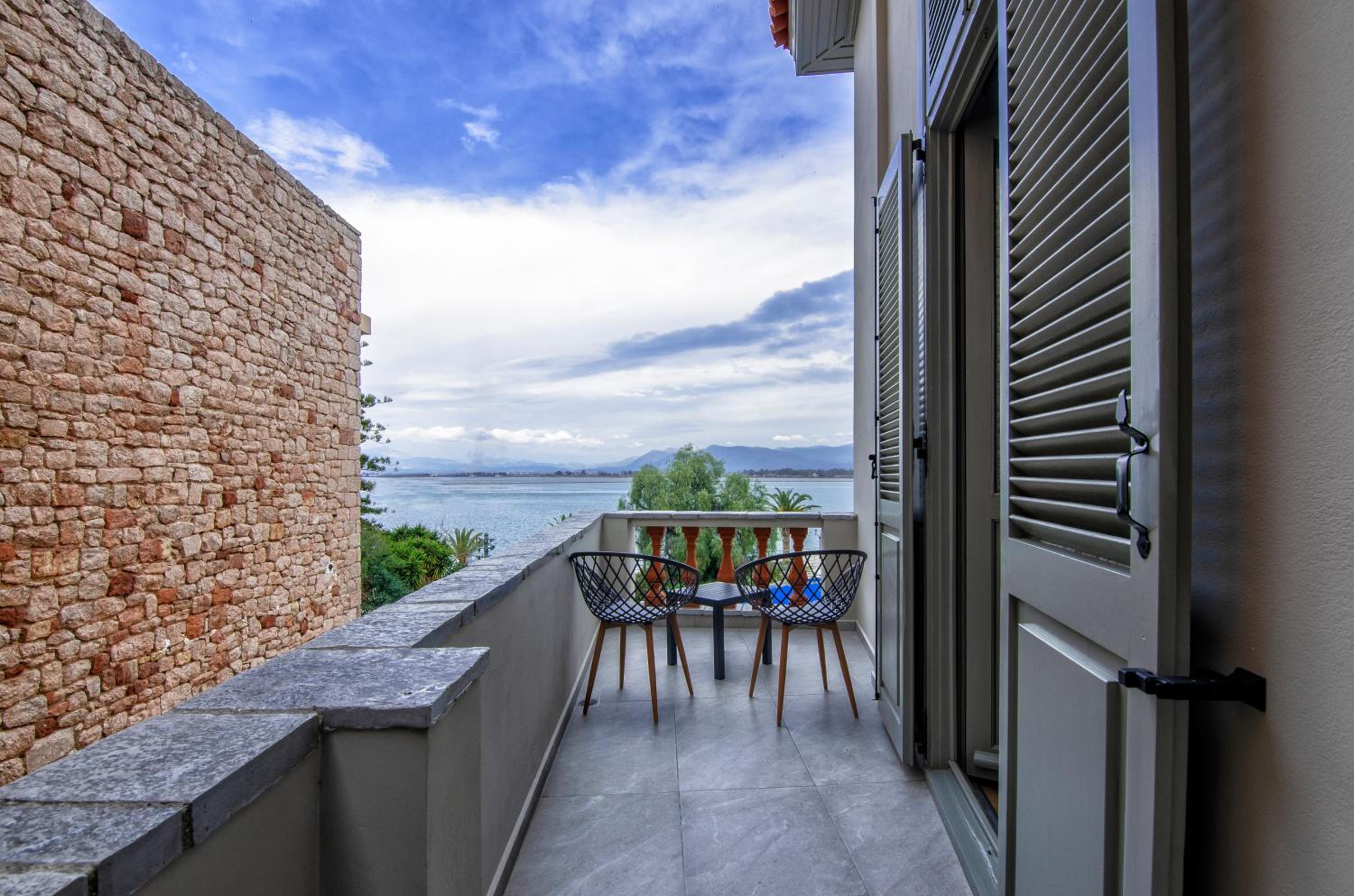 Junior Suite with Sea View - Photo 7